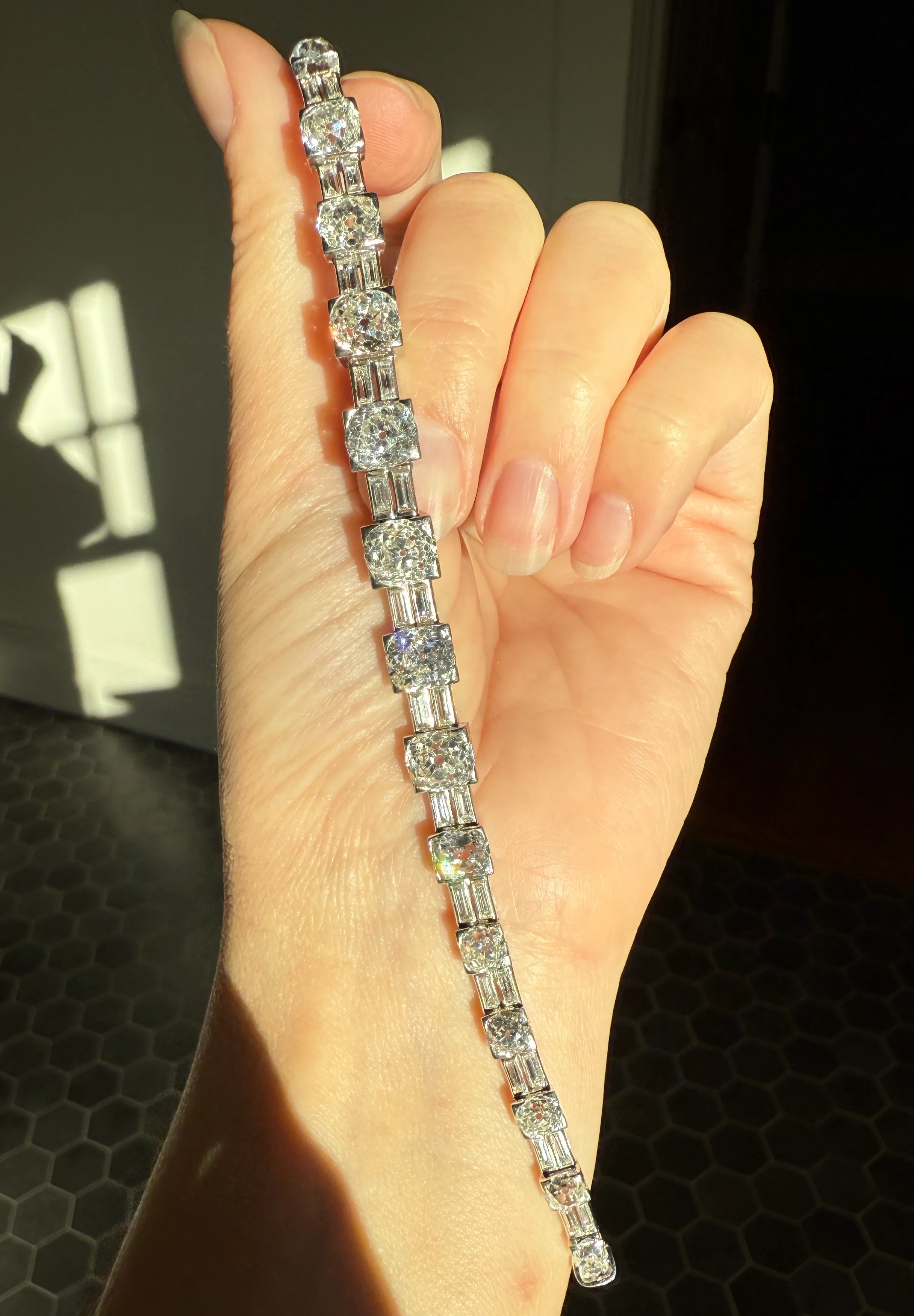 Art Deco 22 CARATS Old Mine Cut DIAMOND Baguette Spacers Tennis Line Bracelet Boxed French Antique 18k White Gold Wriststack OMC Eye Clean - Image 38