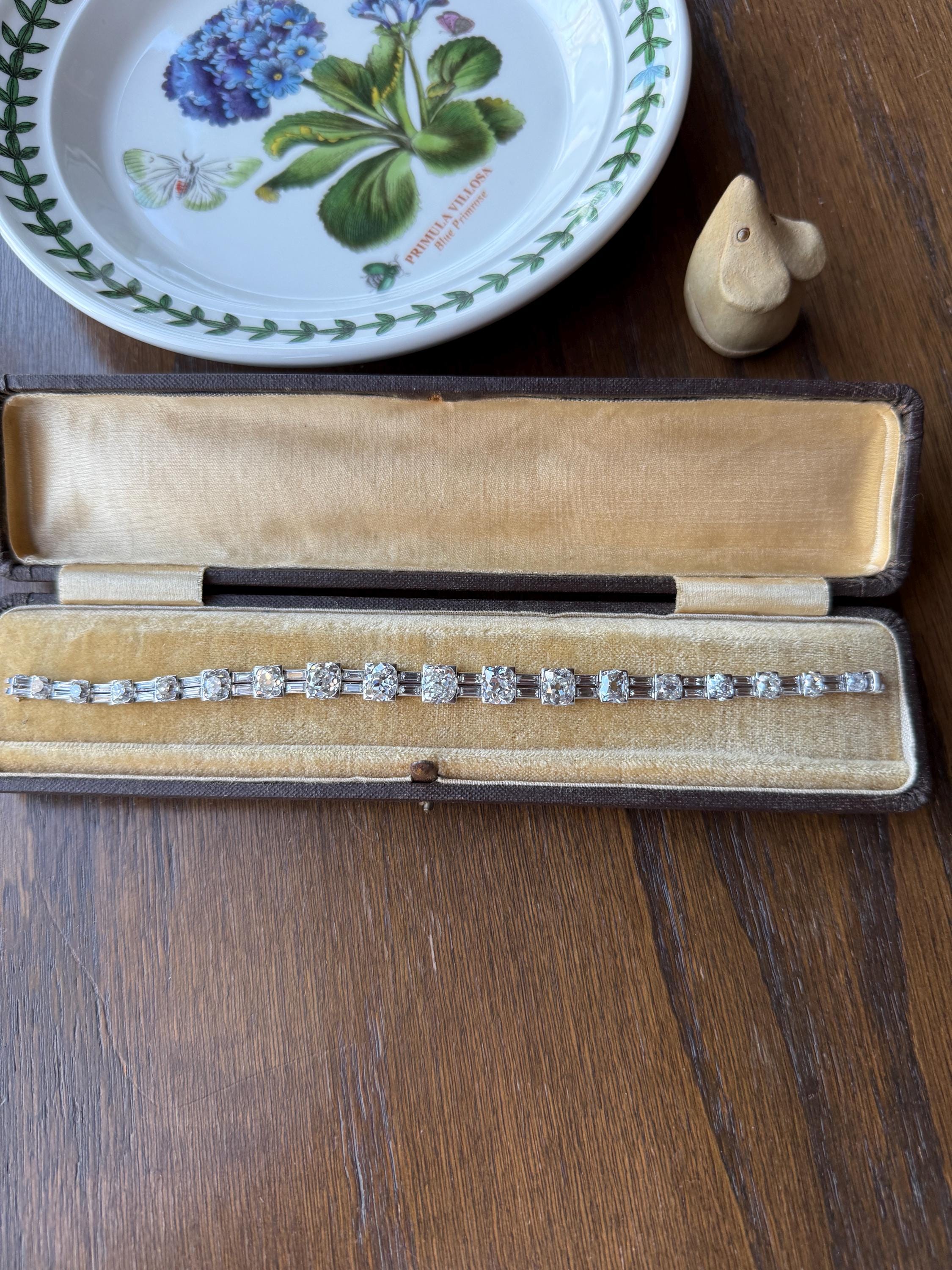 Art Deco 22 CARATS Old Mine Cut DIAMOND Baguette Spacers Tennis Line Bracelet Boxed French Antique 18k White Gold Wriststack OMC Eye Clean - Image 7