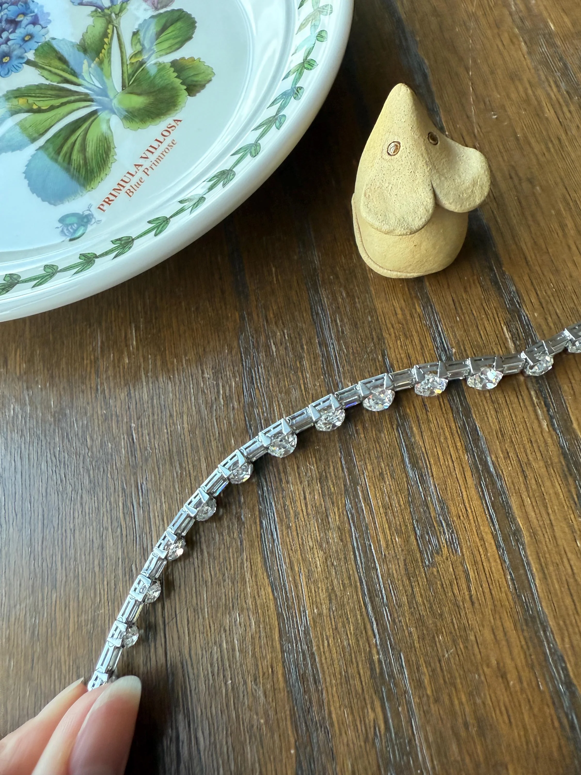 Art Deco 22 CARATS Old Mine Cut DIAMOND Baguette Spacers Tennis Line Bracelet Boxed French Antique 18k White Gold Wriststack OMC Eye Clean - Image 9