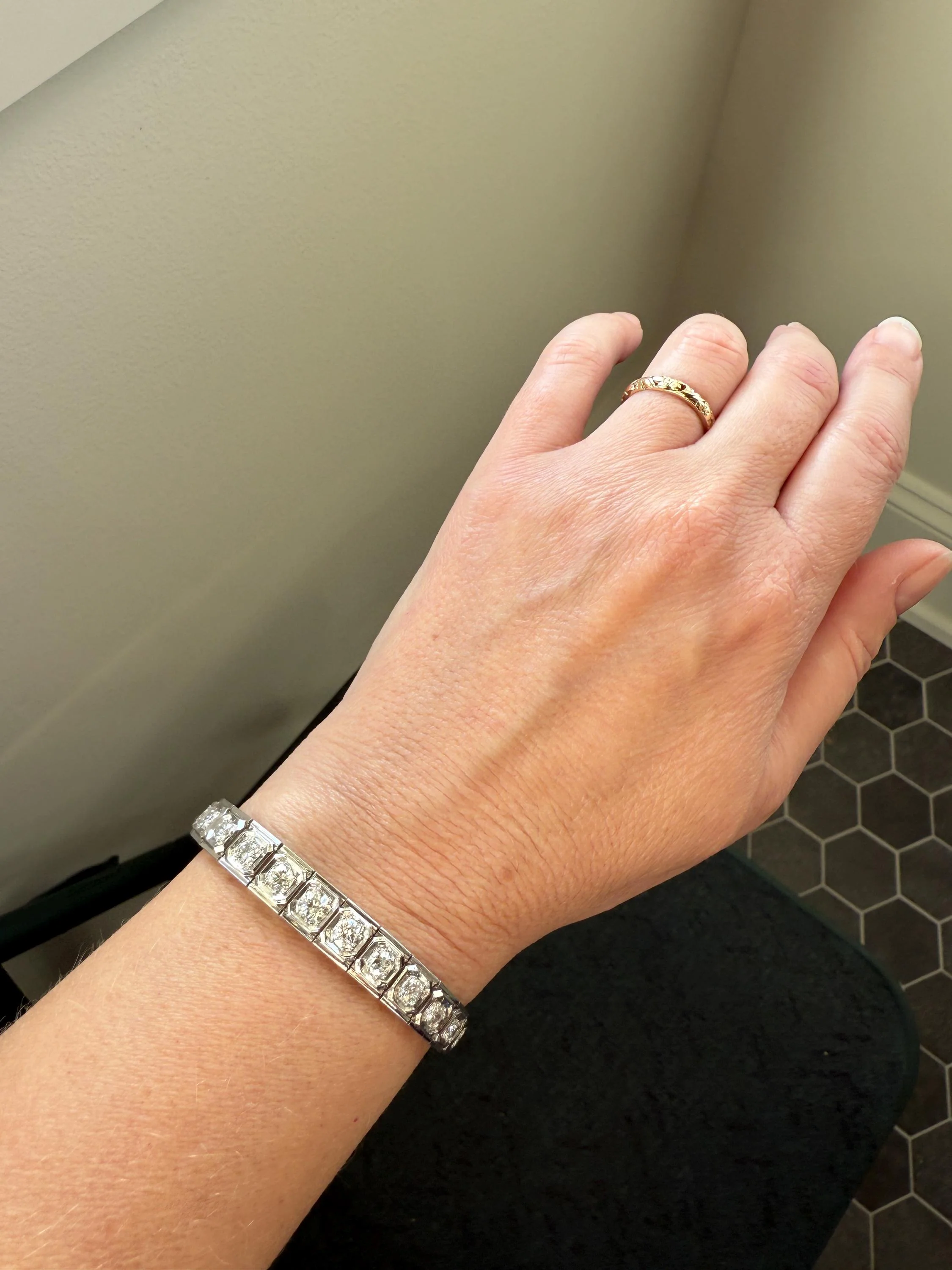 Art Deco 4.9 Carat 33 Old Mine & Transitional Cut Octagon DIAMOND Tennis Bracelet Platinum 18k White Gold Vintage Bezel Set Wriststack 5Ct - Image 4