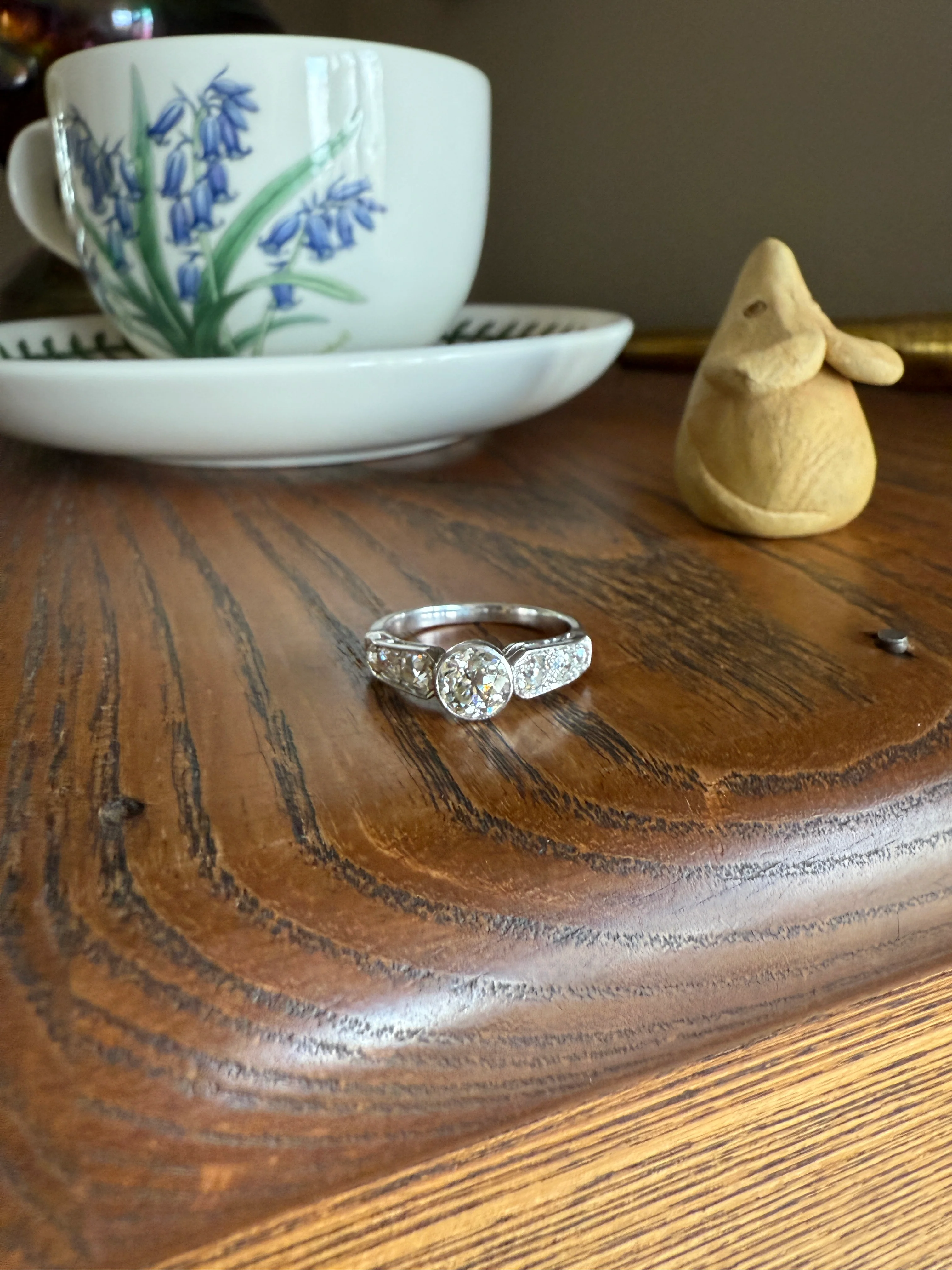 Art Deco Antique Bezel Set Eye Clean 1.85 Carat Tdw Old Mine Cut Diamond Seven Stone Solitaire w/ Accents 18k White Gold & Platinum - Image 23