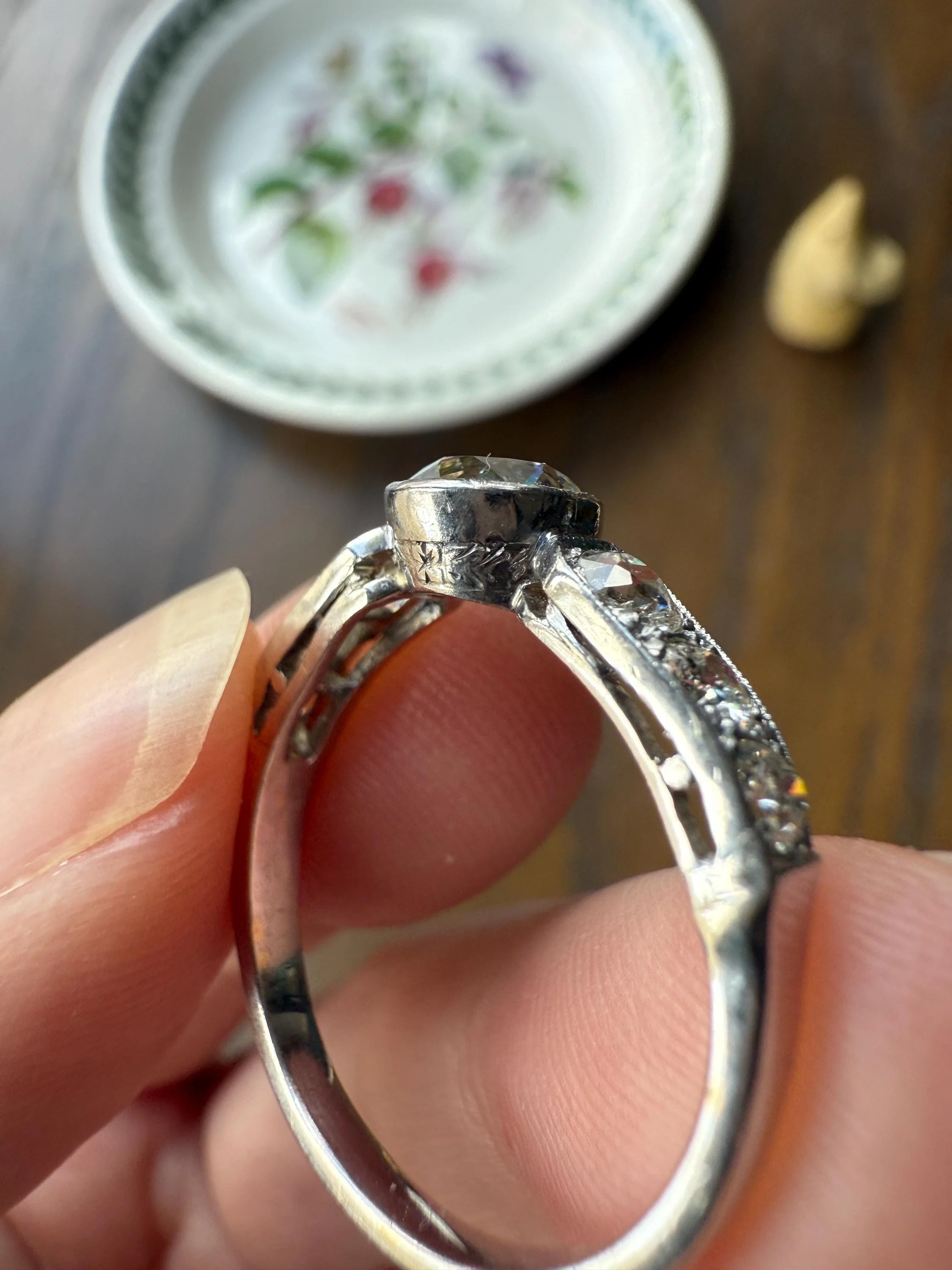 Art Deco Antique Bezel Set Eye Clean 1.85 Carat Tdw Old Mine Cut Diamond Seven Stone Solitaire w/ Accents 18k White Gold & Platinum - Image 8