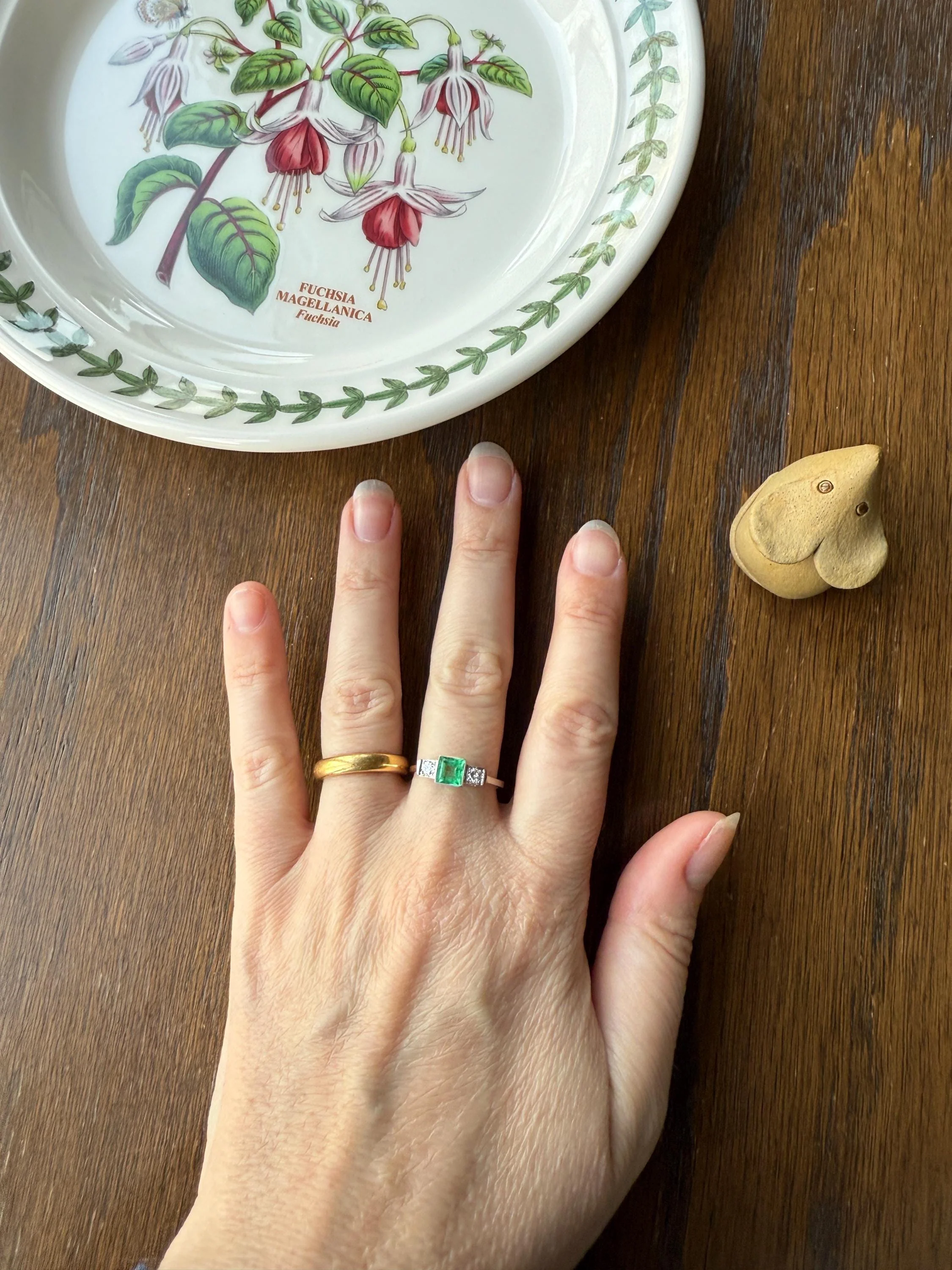 Art Deco Natural EMERALD Old Mine Cut DIAMOND Three Stone Ring 18k White Gold Band Green Milgrain Trinity Ornate Filigree - Image 6