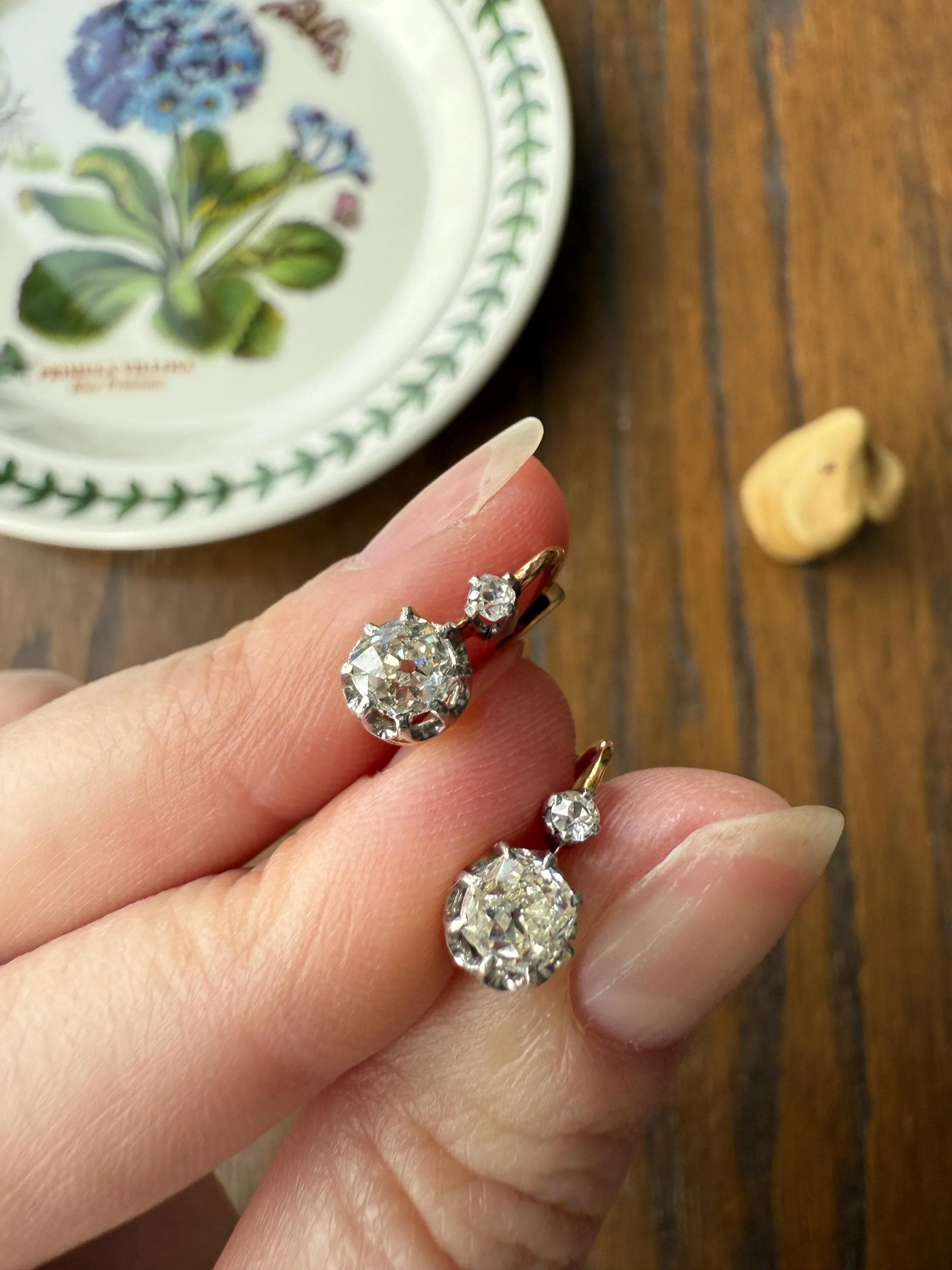 BOXED Antique 1.5 Carat Tdw Old Mine Cut Diamond Earrings 18k Gold French Victorian Dangle Dormeuse Gift Belle Epoque Bridal Something Old - Image 4