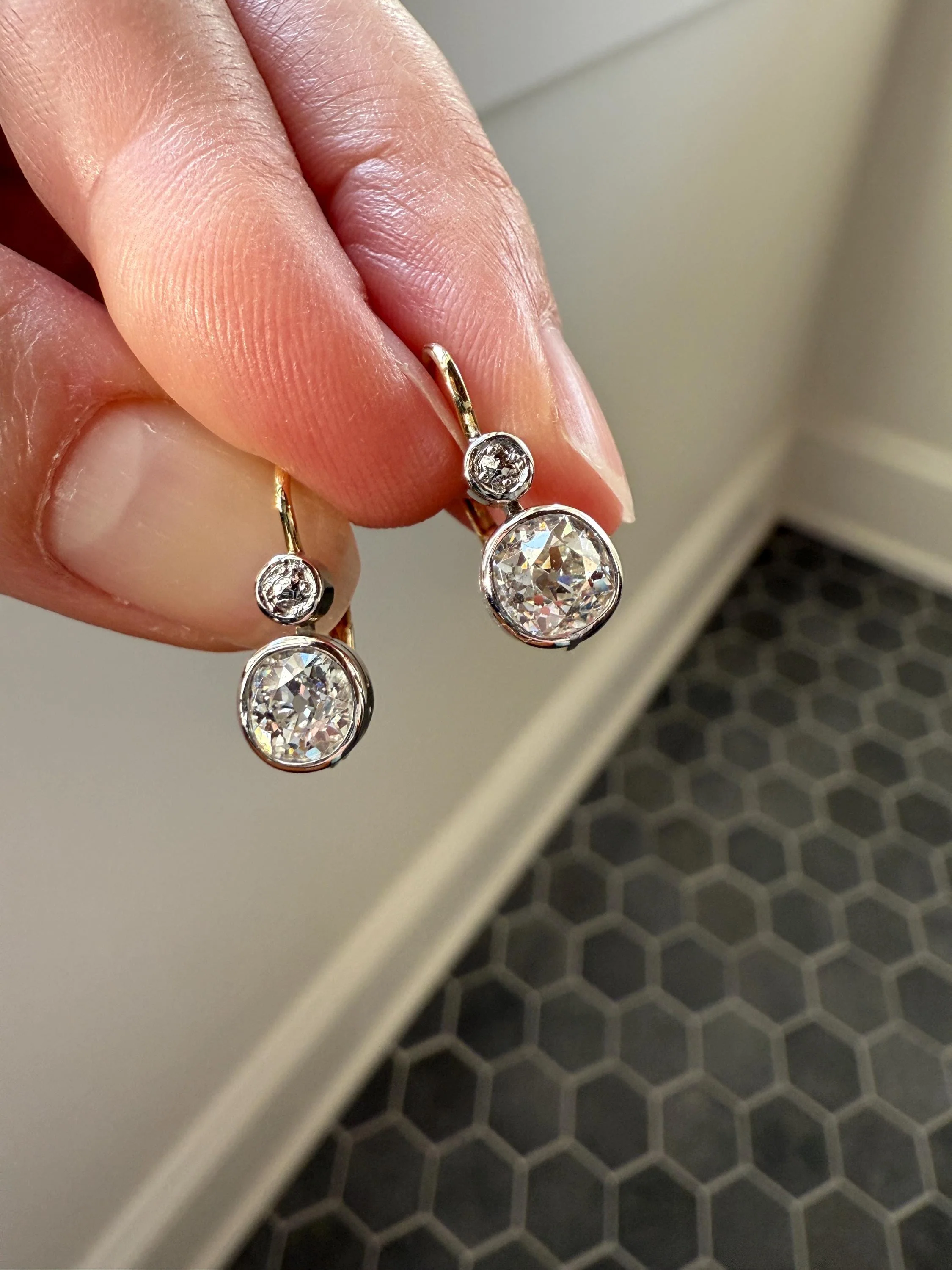Boxed Antique 1.6 Carat Old Mine Cut DIAMOND Dormeuse Earrings Bezel Set 14k Gold Dangle Bullseye Illusion Setting - Image 17