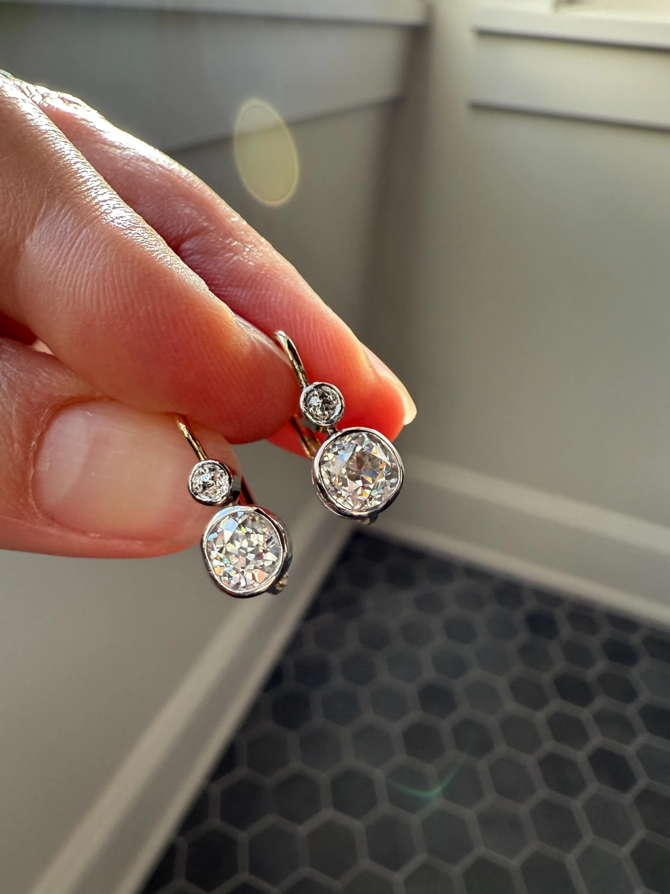 Boxed Antique 1.6 Carat Old Mine Cut DIAMOND Dormeuse Earrings Bezel Set 14k Gold Dangle Bullseye Illusion Setting - Image 2