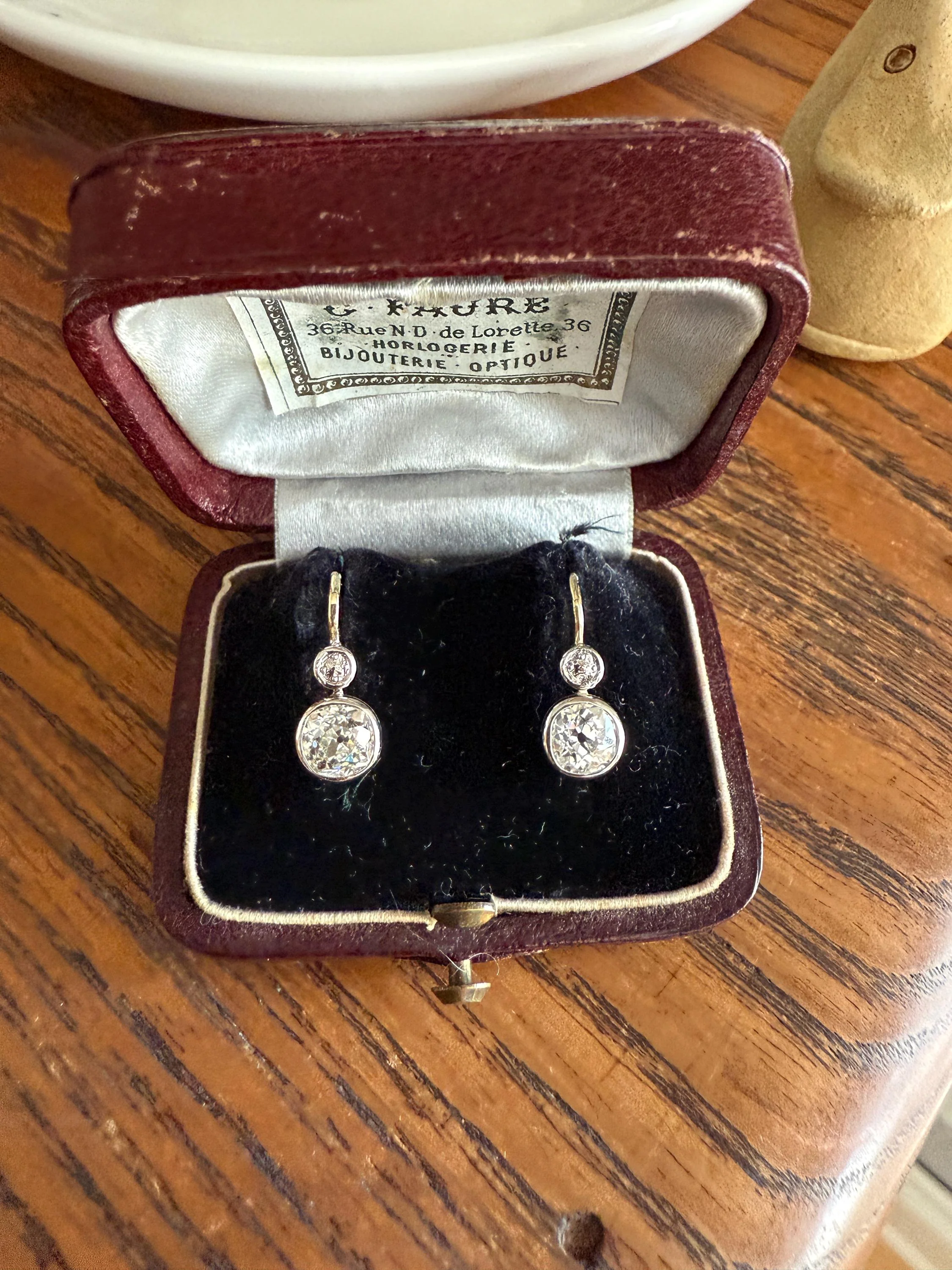 Boxed Antique 1.6 Carat Old Mine Cut DIAMOND Dormeuse Earrings Bezel Set 14k Gold Dangle Bullseye Illusion Setting - Image 4