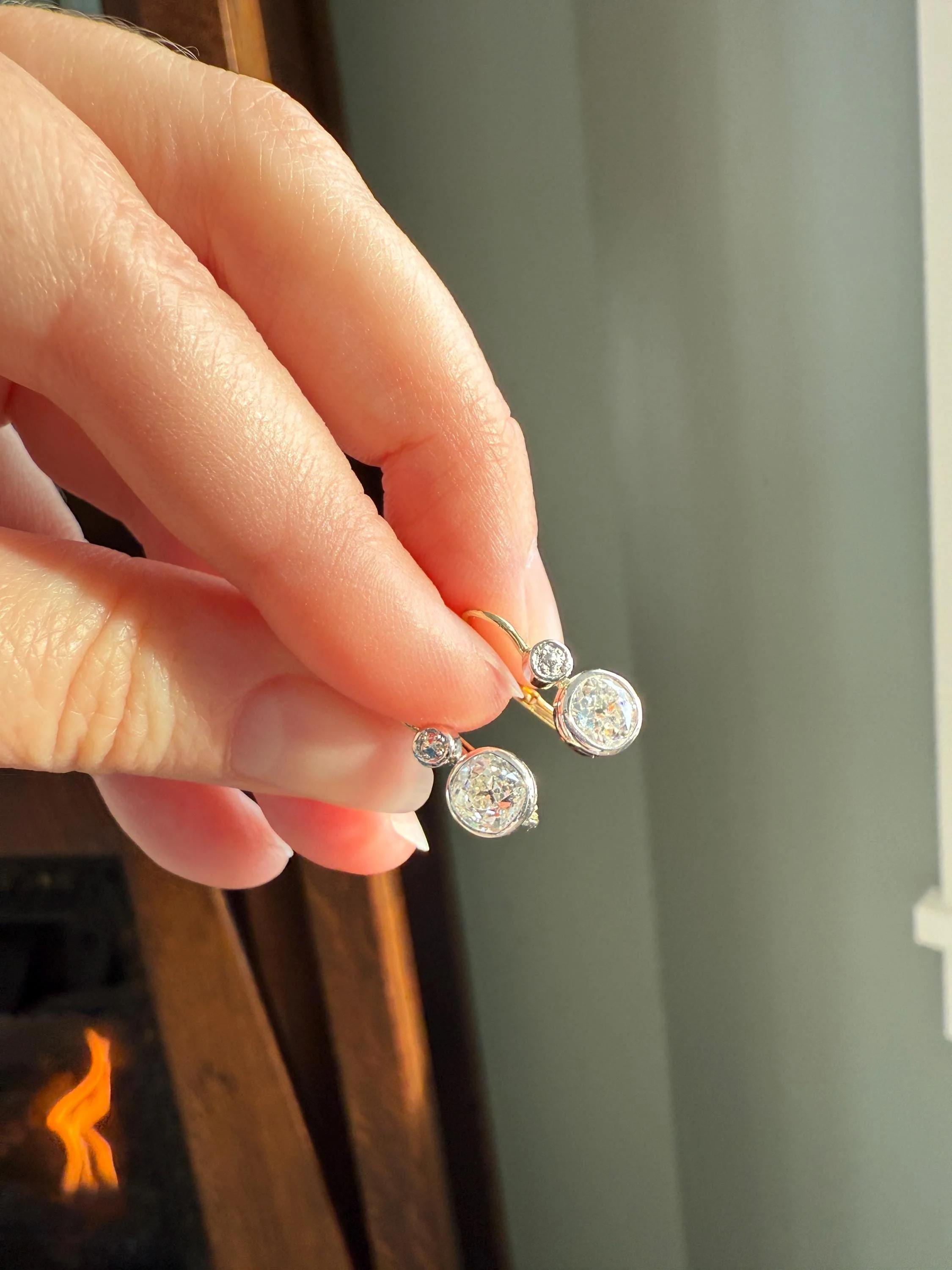Boxed Antique 1.6 Carat Old Mine Cut DIAMOND Dormeuse Earrings Bezel Set 14k Gold Dangle Bullseye Illusion Setting - Image 7