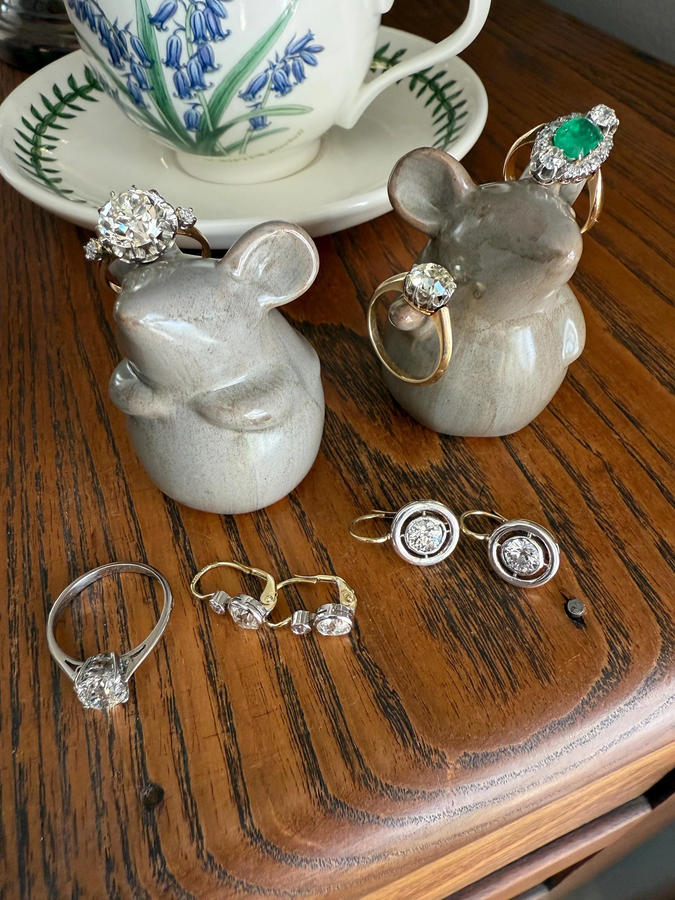 Boxed Antique Eye Clean 1.85 Carat Old Mine Cut DIAMOND Dormeuse Earrings Bezel Set in Circle Halo 17k Gold Silver Dangle Bullseye Gift 18k - Image 18