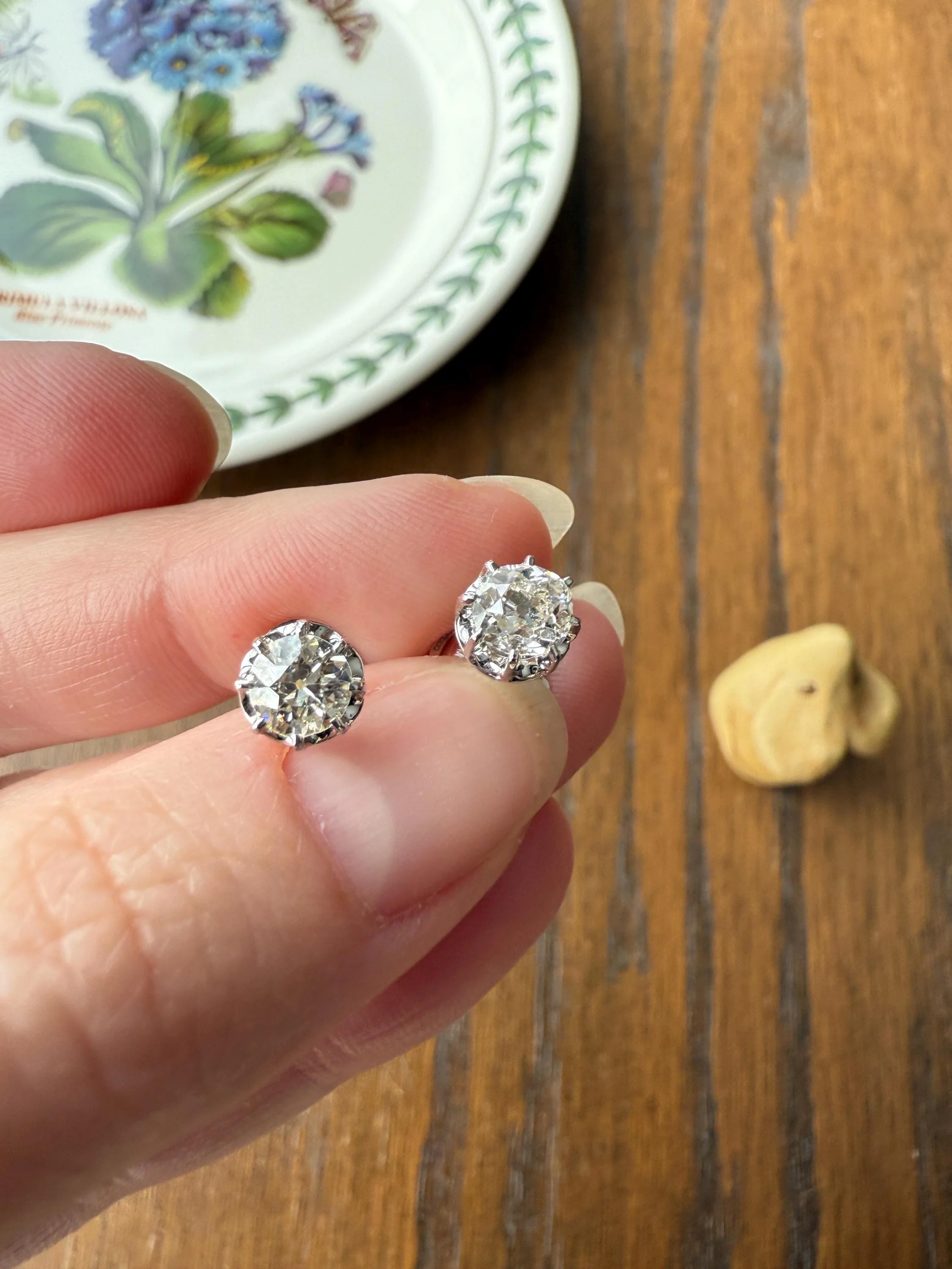 BOXED Eye Clean Antique 1.1 Carat Tdw Old Mine Cut Diamond Earrings 18k White Gold Platinum Studs French Stud in Box - Image 4