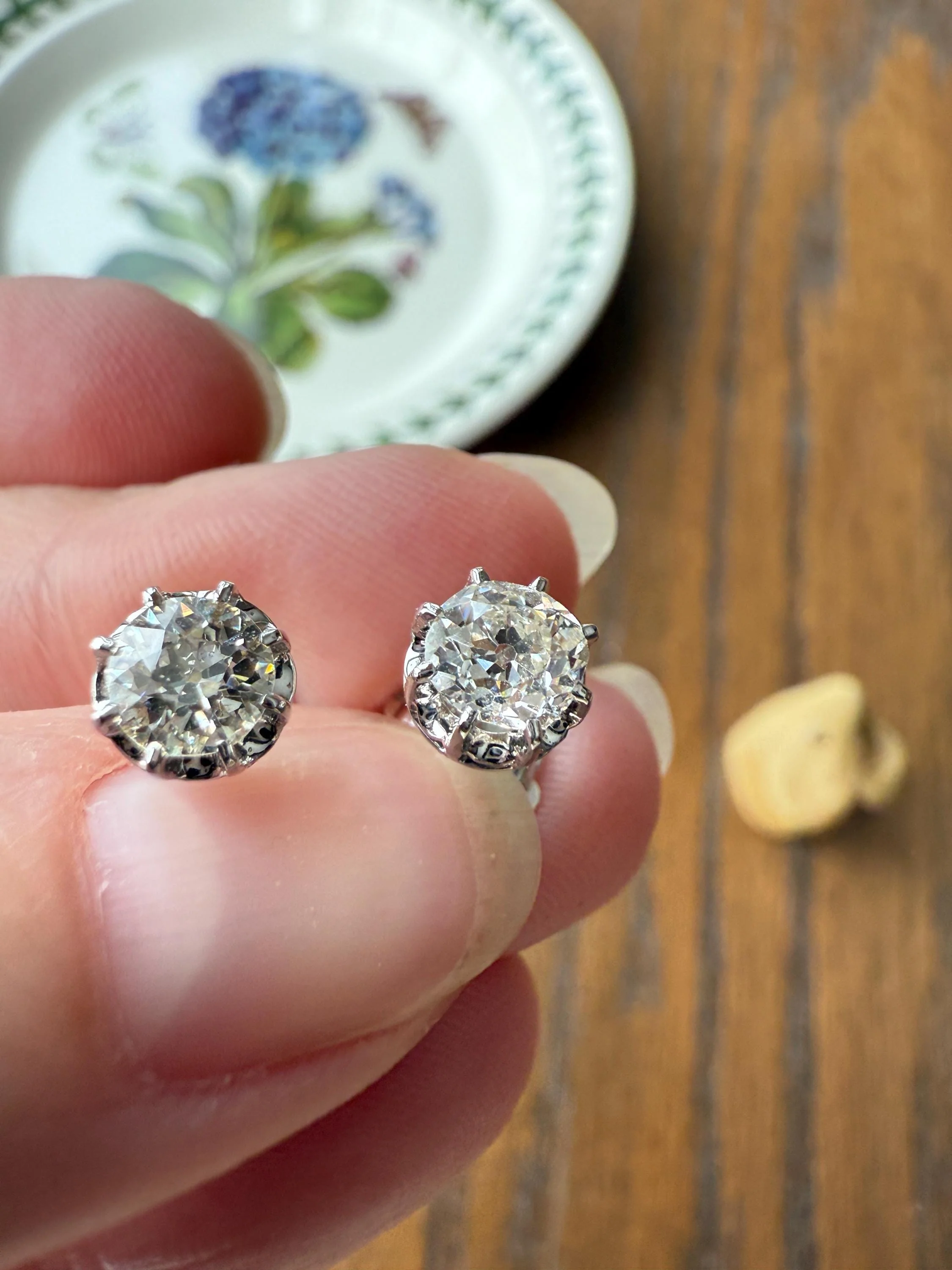 BOXED Eye Clean Antique 1.1 Carat Tdw Old Mine Cut Diamond Earrings 18k White Gold Platinum Studs French Stud in Box - Image 7