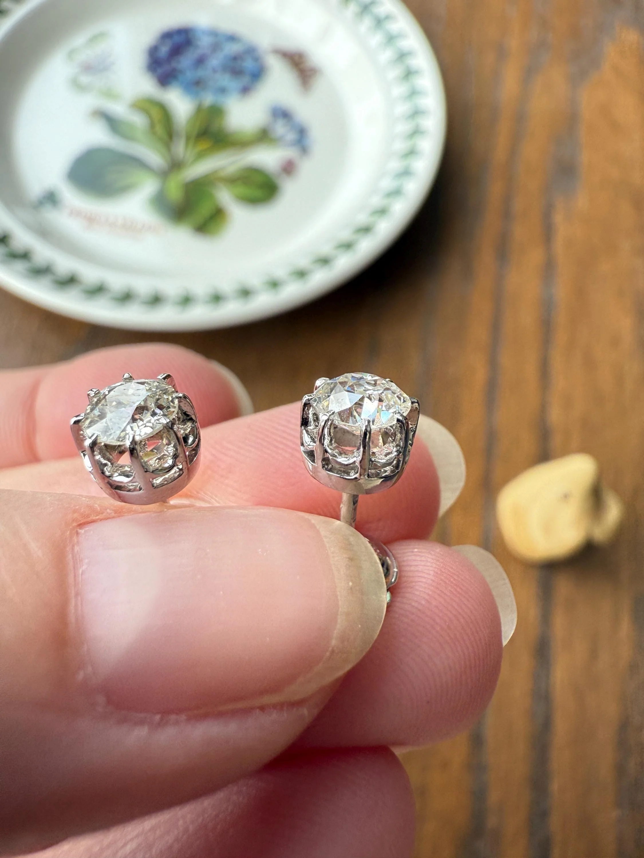 BOXED Eye Clean Antique 1.1 Carat Tdw Old Mine Cut Diamond Earrings 18k White Gold Platinum Studs French Stud in Box - Image 8