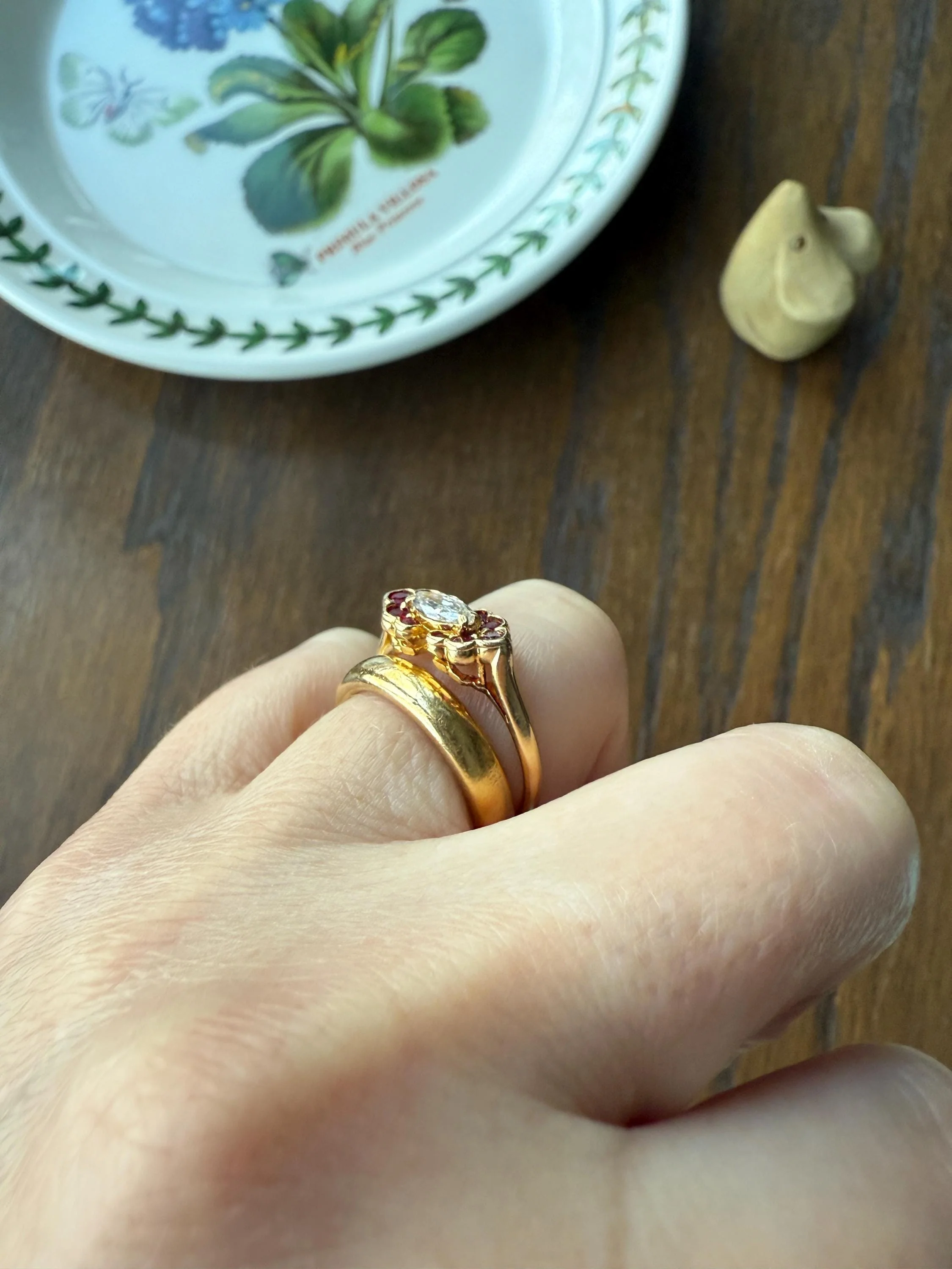 Boxed PIAGET Vintage East West MARQUISE Diamond Scalloped Ruby Halo 18k Gold Ring French Navette Cut Stacker - Image 13