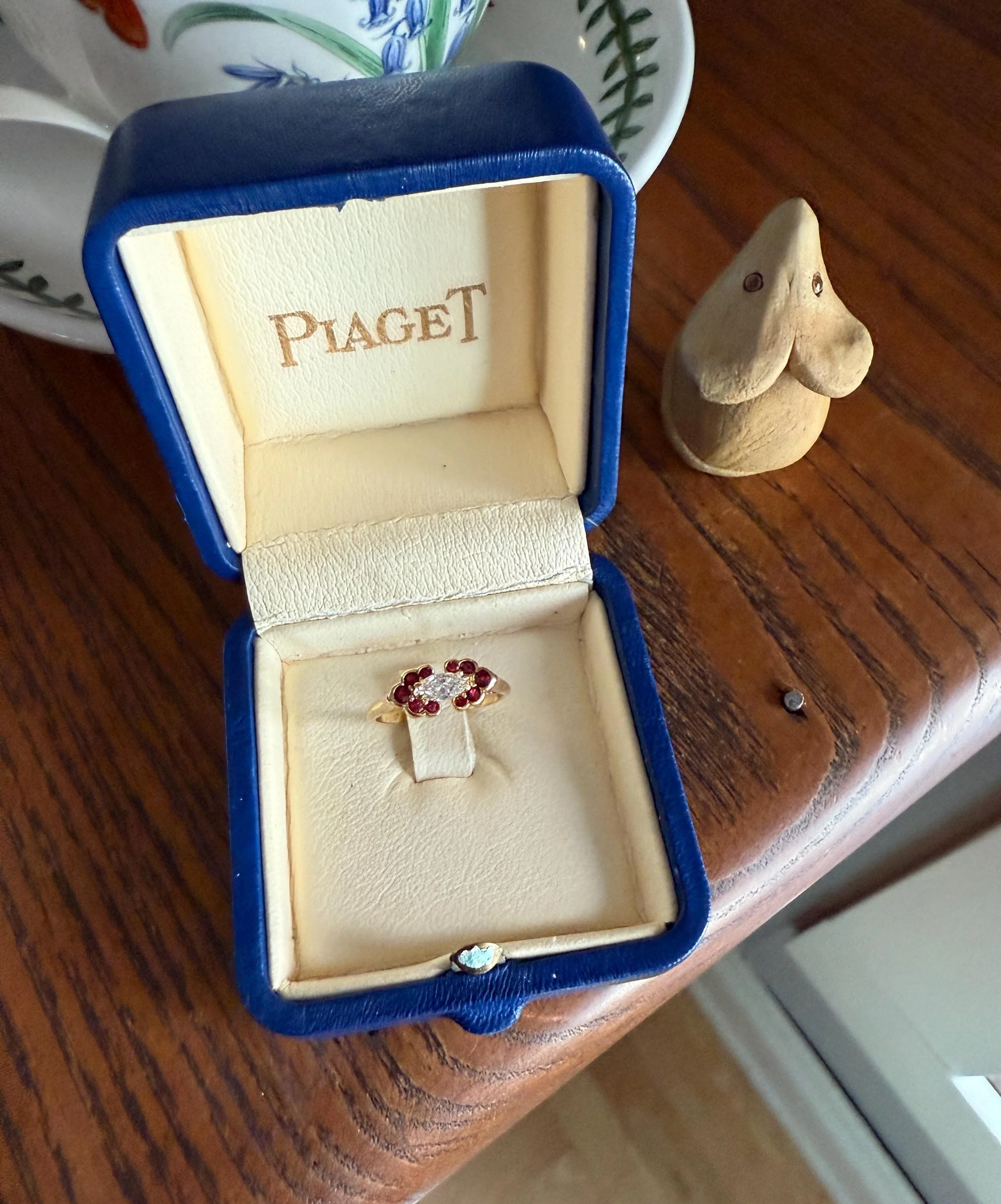 Boxed PIAGET Vintage East West MARQUISE Diamond Scalloped Ruby Halo 18k Gold Ring French Navette Cut Stacker - Image 2