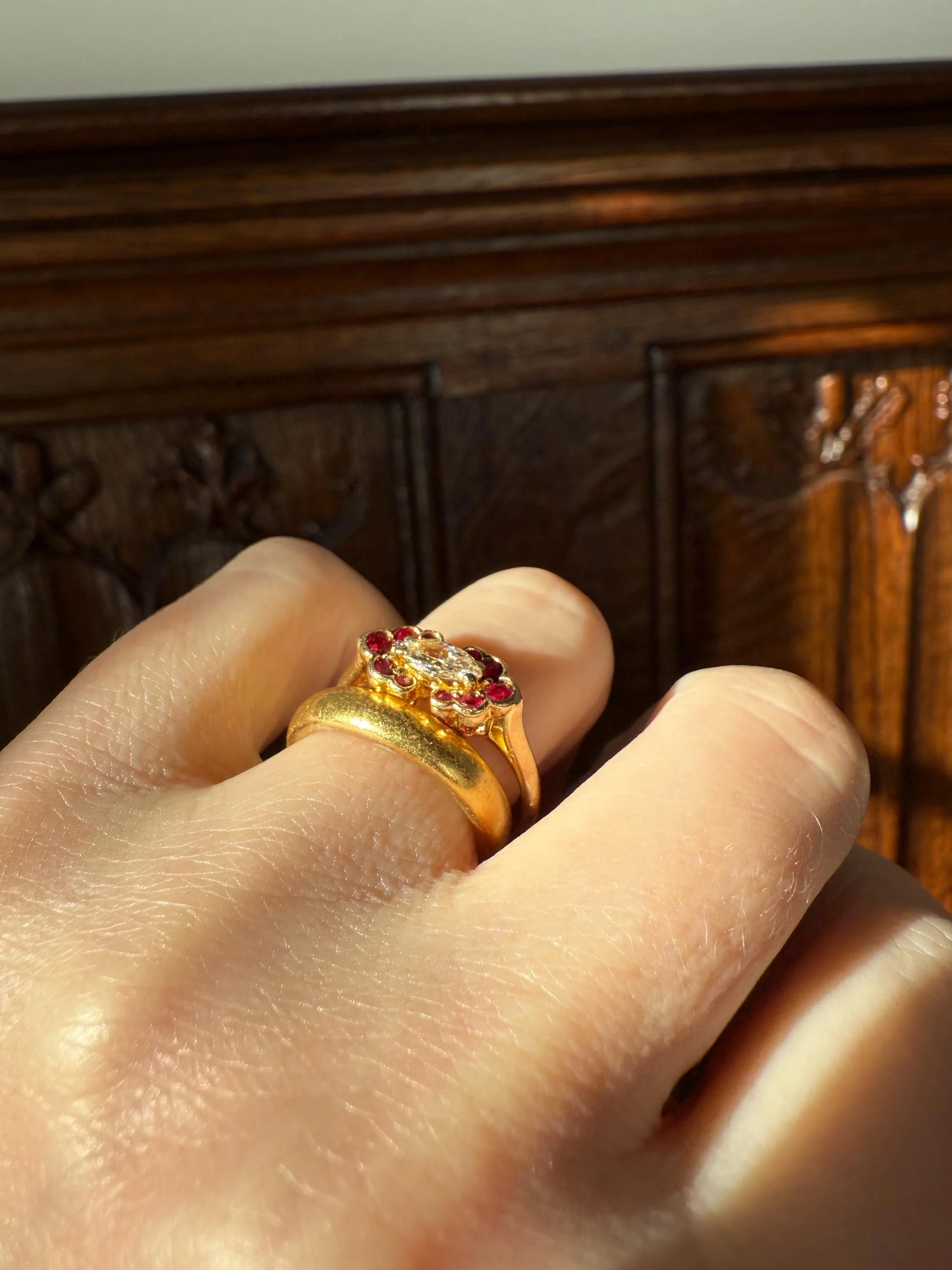 Boxed PIAGET Vintage East West MARQUISE Diamond Scalloped Ruby Halo 18k Gold Ring French Navette Cut Stacker - Image 6