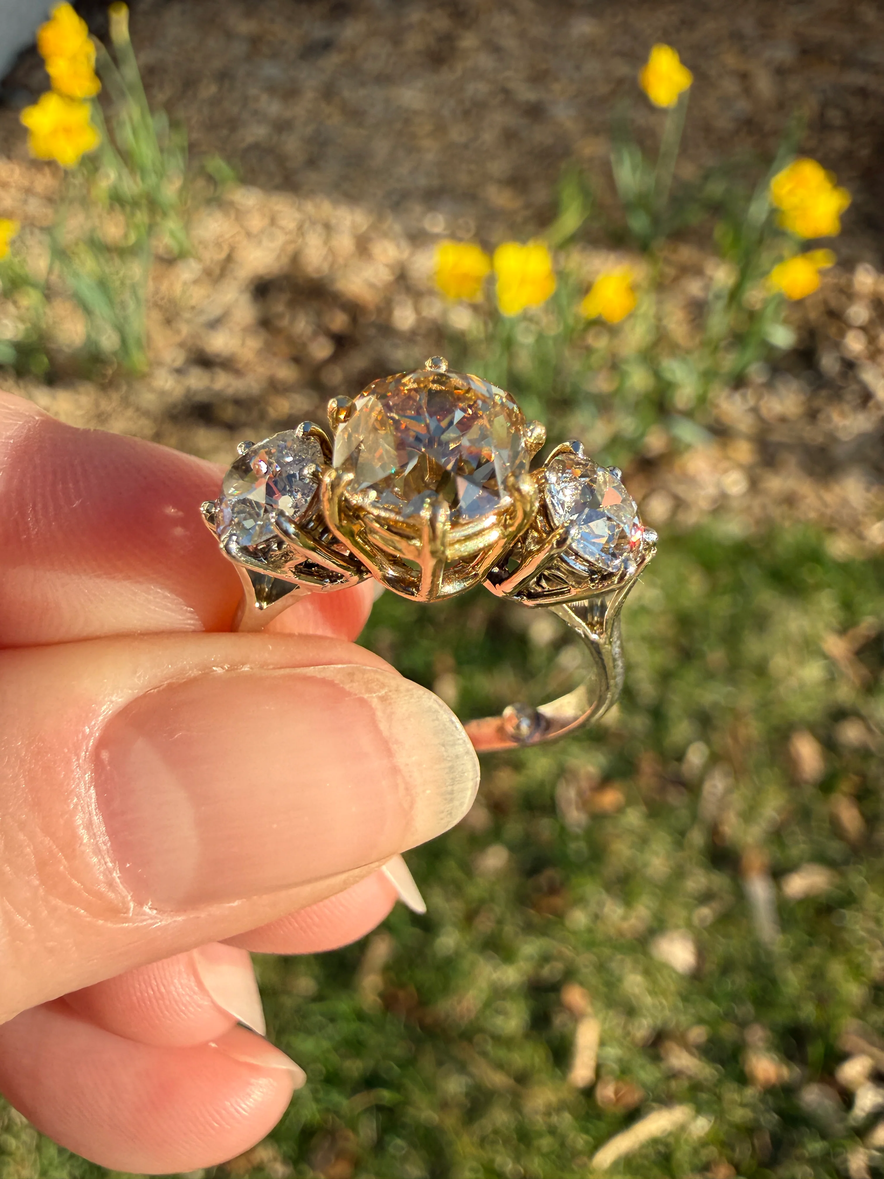 CHAMPAGNE Fancy Light BROWN Cognac Three Stone 3.3 Carats Old Mine Cut DIAMOND Ring 18k Yellow White Gold Vintage Art Deco Tall Stacker Band - Image 31