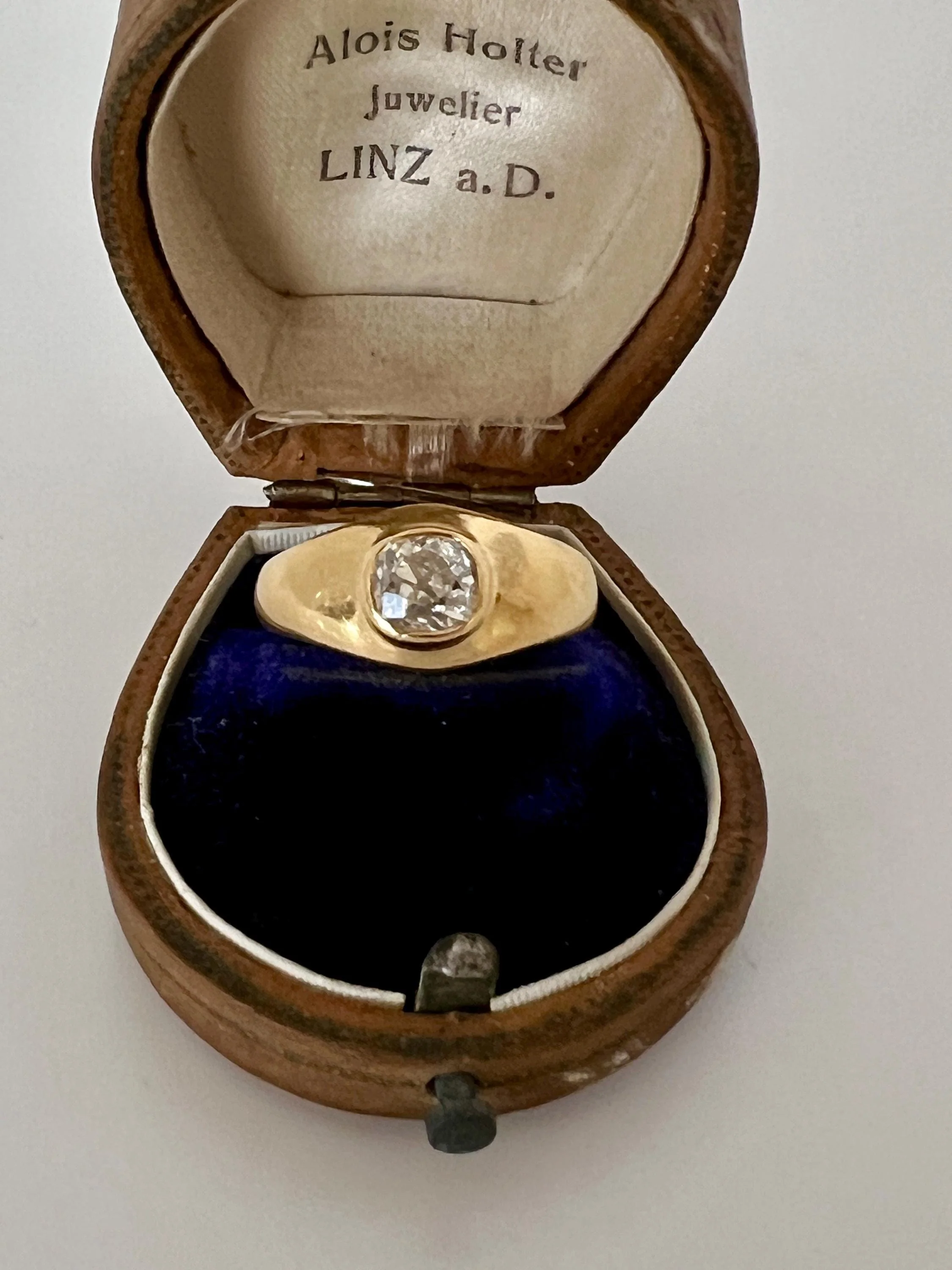 Chunky 1 Carat Antique Old Mine Cut DIAMOND Ring French 6.6g 18k Gold Gypsy Band Solitaire Unisex Man or - Image 11
