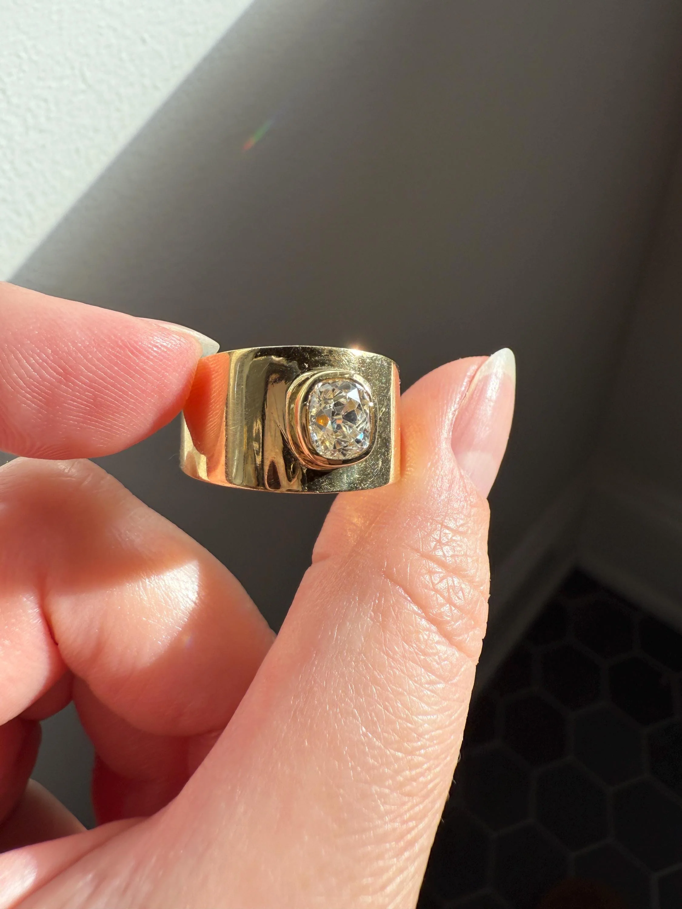 CHUNKY 1 Carat Old Mine Cut DIAMOND X Wide Cigar Band 8.5g 18k Gold Solid Ring Stacker Bezel Set Solitaire Sturdy Tapered Shimmer - Image 4