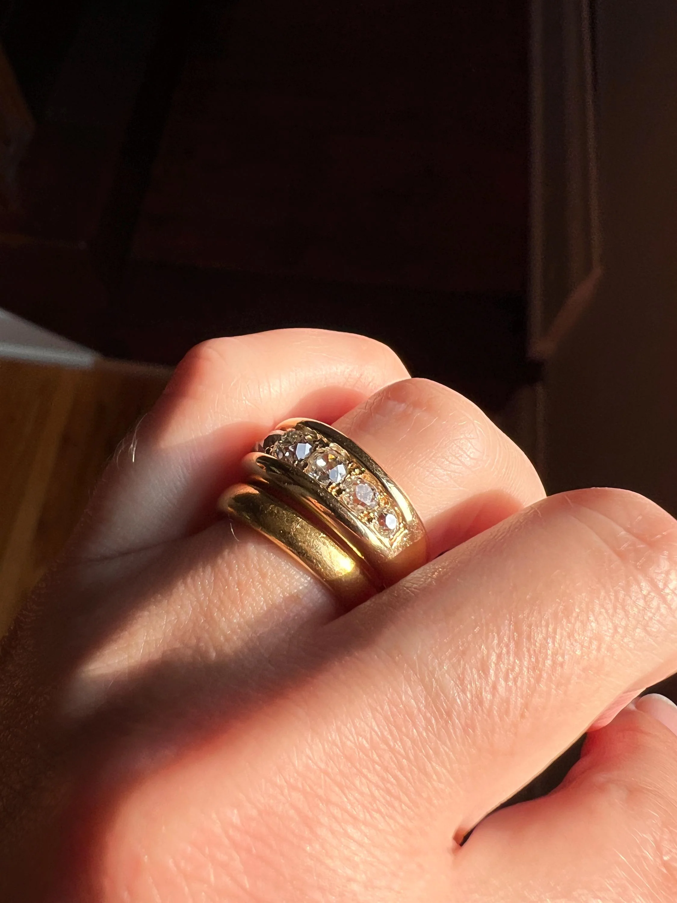 Chunky 1.25 Carat Old Mine Cut DIAMOND Channel Set Ring 10.5g 18k Gold HEAVY Vintage to Antique Wedding Stacker 8.3mm Wide Band French OMC - Image 5