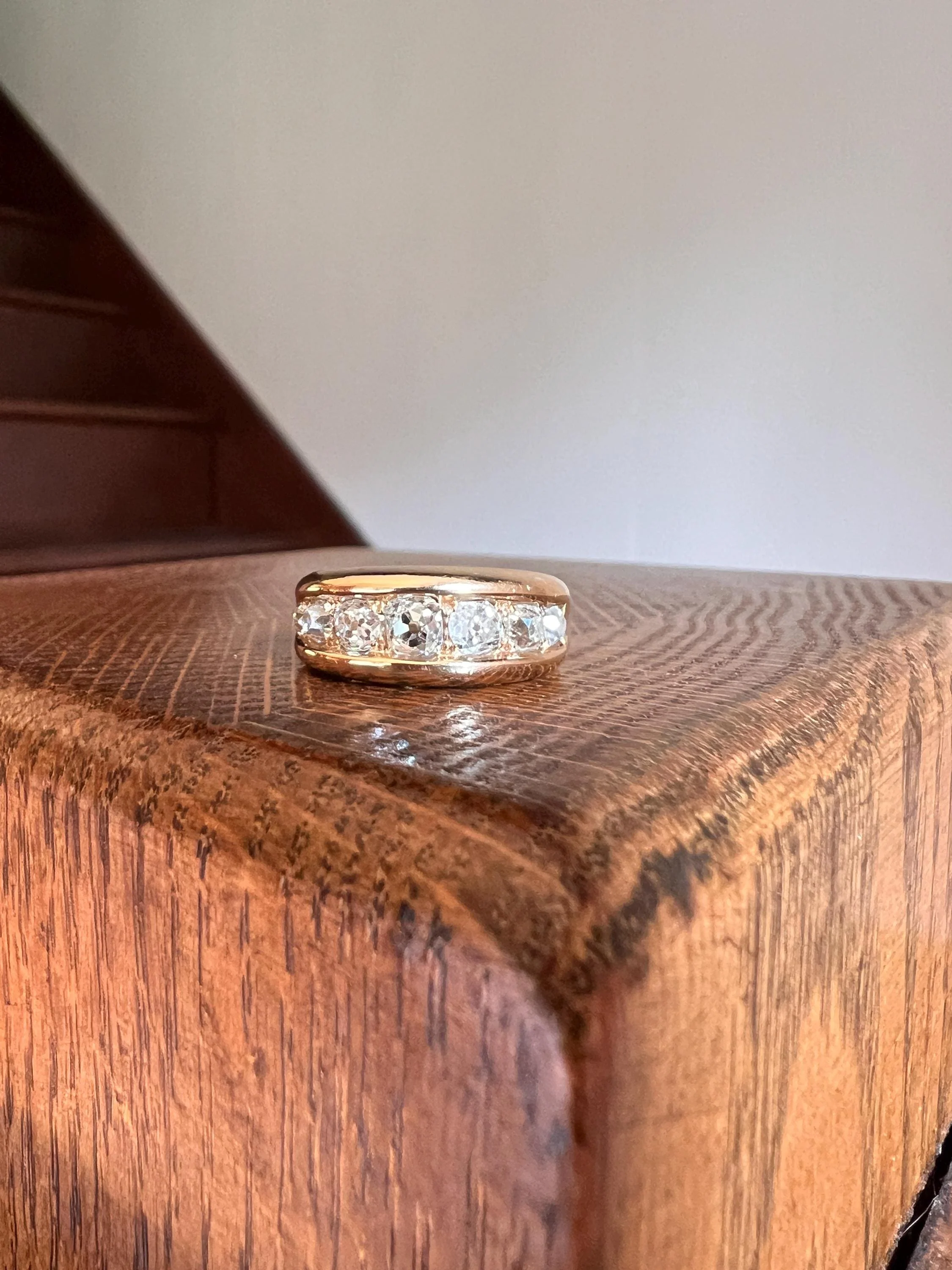 Chunky 1.25 Carat Old Mine Cut DIAMOND Channel Set Ring 10.5g 18k Gold HEAVY Vintage to Antique Wedding Stacker 8.3mm Wide Band French OMC - Image 8