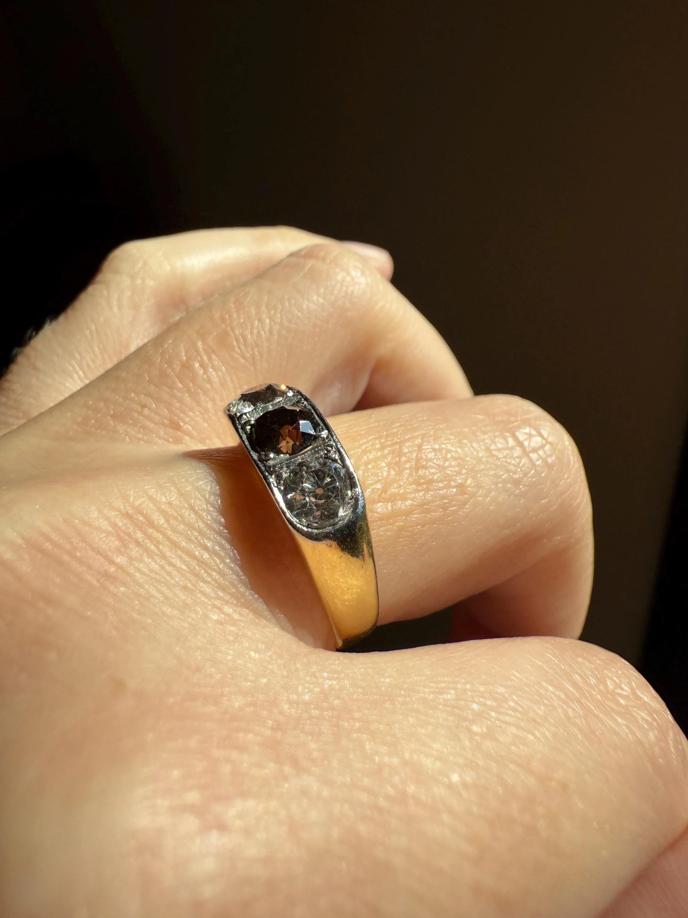 Chunky 1.65 Carat Antique Three Stone Old Mine Cut Diamond Chocolate Cognac Wide Band 18k Gold French Ring Belle Epoque Stacker - Image 9