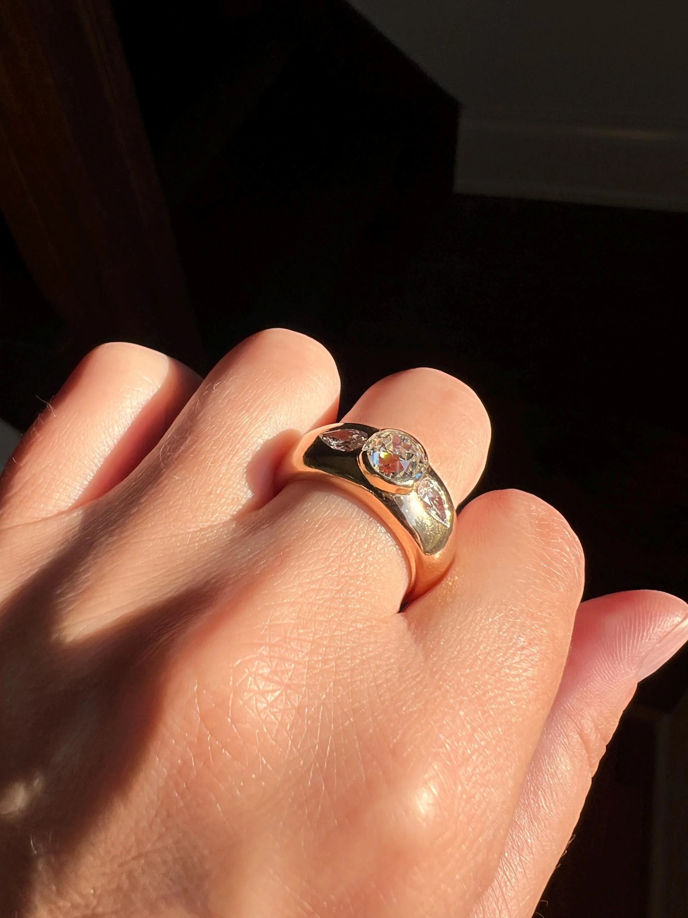 Chunky 1.75 Carat Old Mine Cut DIAMOND Pear Gypsy Ring 10g 18k Gold HEAVY Vintage Stacker 9mm Wide Gypsy Band - Image 2