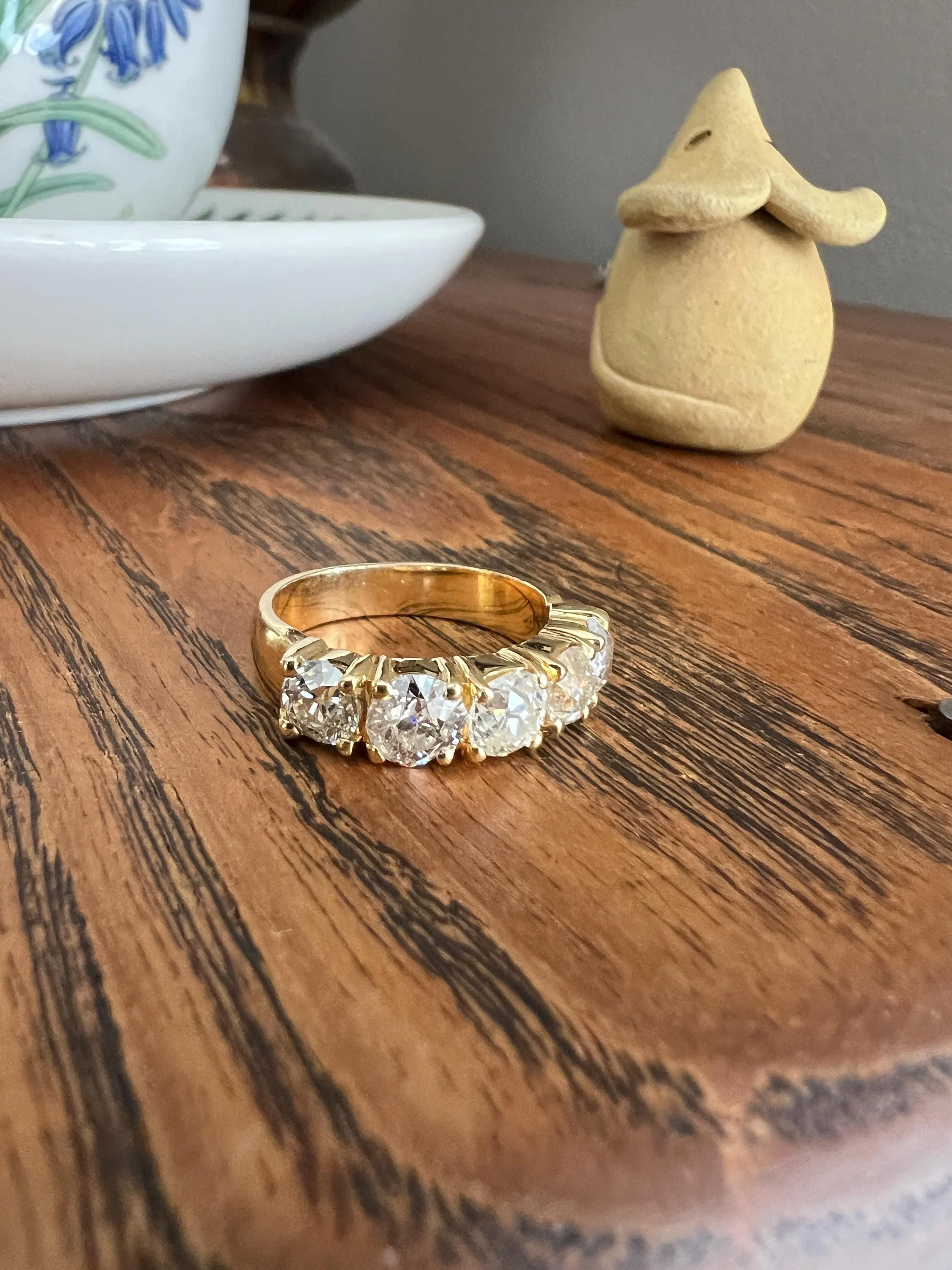 Chunky 2 1/2 Carat Old Mine Cut Antique DIAMOND Five Stone Band Line Ring 18k Gold French Vintage Setting Stacker - Image 3