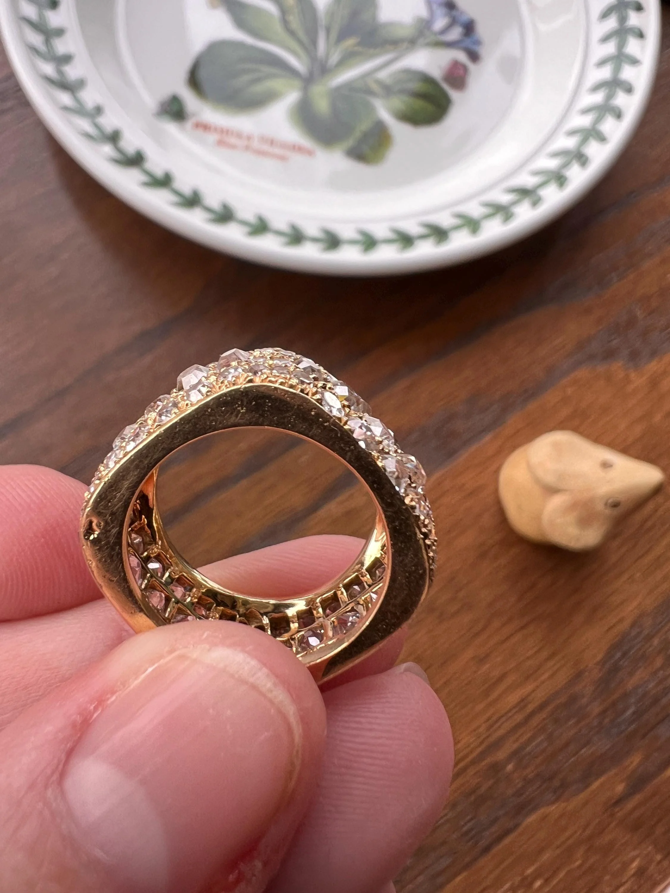 CHUNKY 4 Carats Vintage RING 100 (!) Antique Old Mine Cut Single RbC DIAMONDS Eternity Band French 9g 18k Gold - Image 2