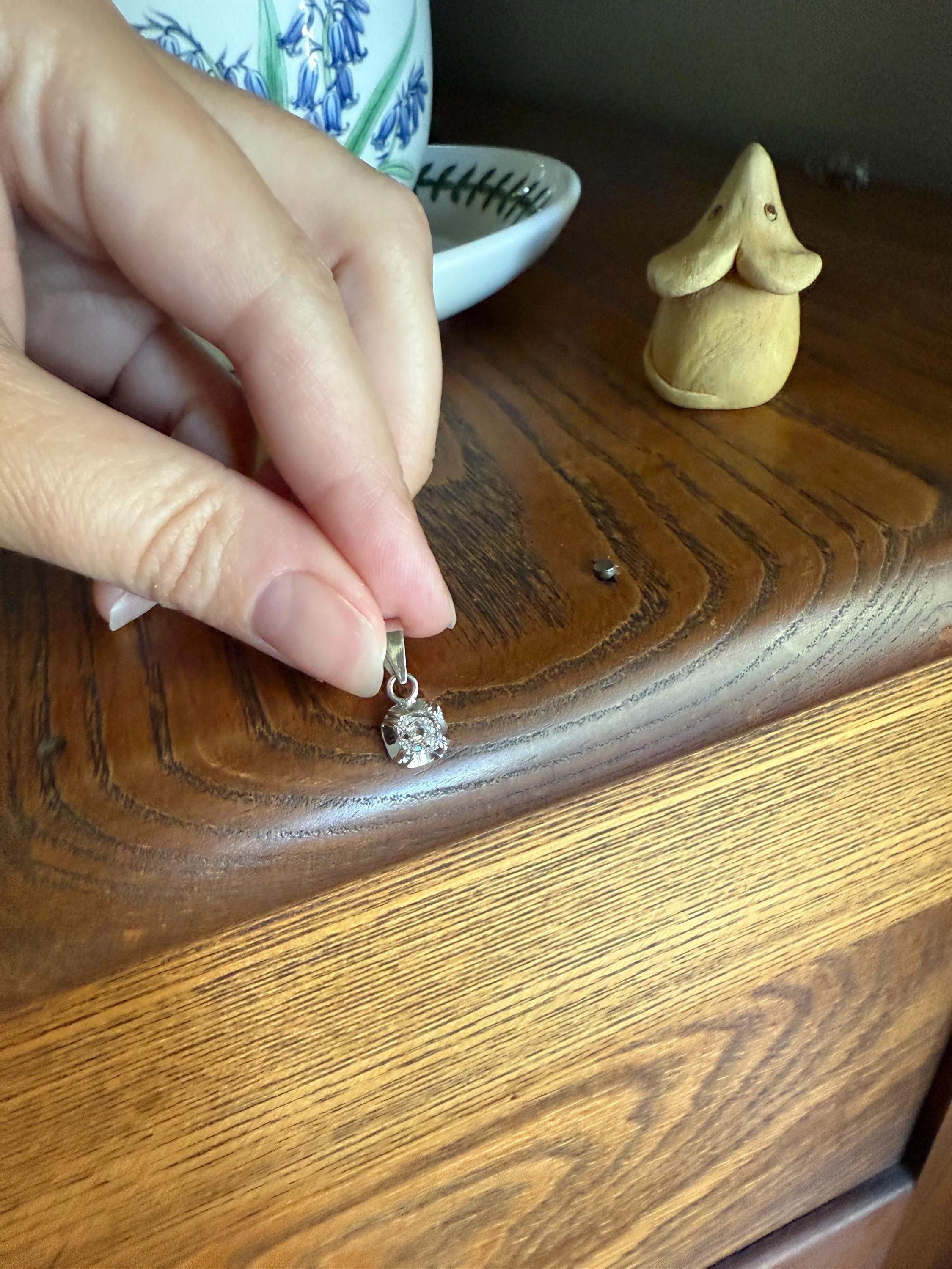 CHUNKY Eye Clean .6 Carat Old Mine Cut DIAMOND Antique 18k White Gold & Platinum Buttercup Pendant - Image 4