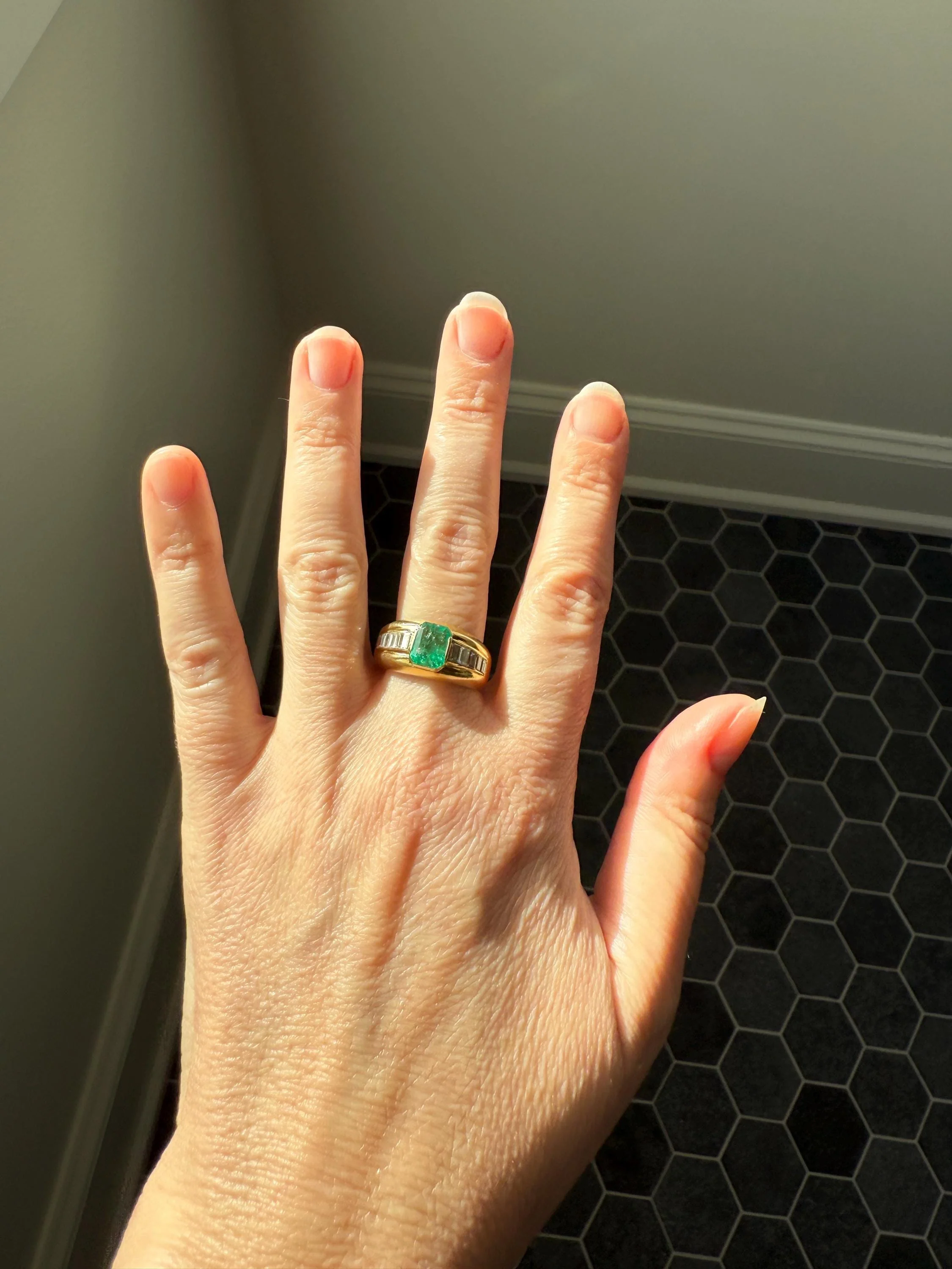 Chunky Green EMERALD Baguette Cut DIAMOND 6g 18k Gold Solid Vintage Gypsy Ring Domed Retro Wide Band Natural Geometric Stacker Man Unisex - Image 4