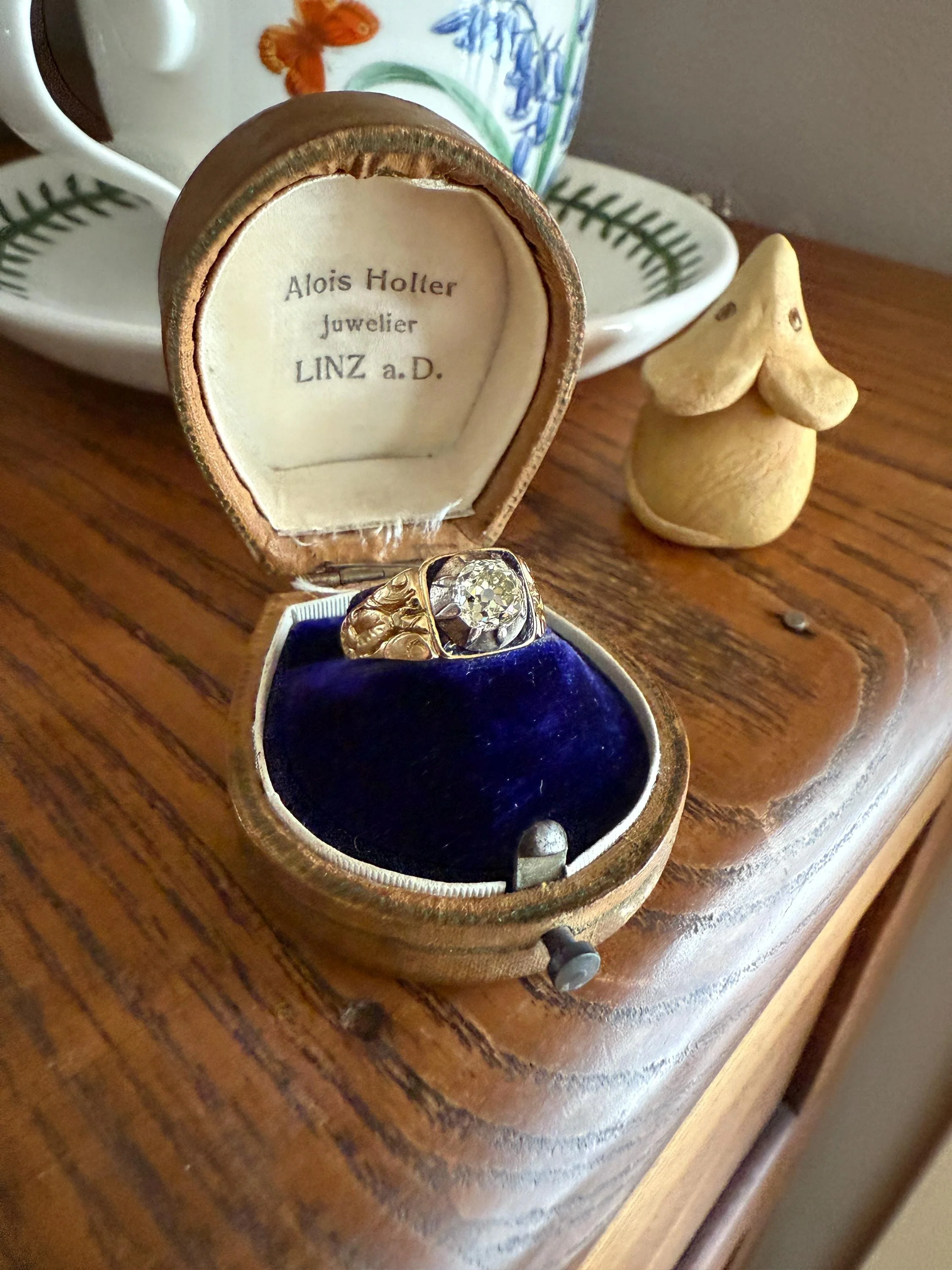 Chunky One Carat Old Mine Cut DIAMOND Solitaire Georgian to Early Victorian Open Back Antique 18k Gold Silver Collet Ornate Stacker OMC - Image 6