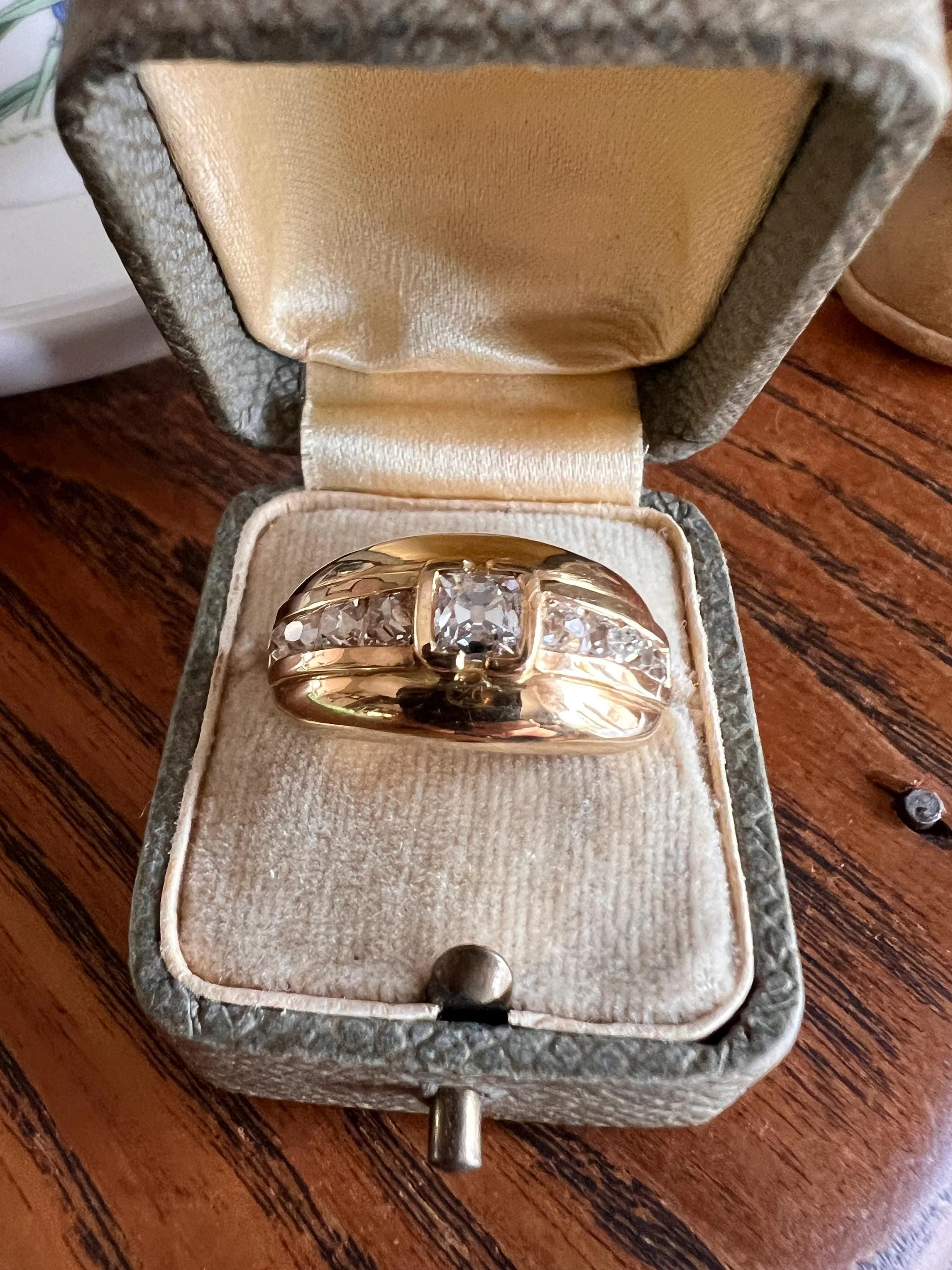Chunky PERUZZI & Old Mine Cut Antique 1 Carat DIAMOND Gypsy Line Ring 9.6g 18k Gold HEAVY Vintage Setting Stacker 11mm Wide Band French - Image 7