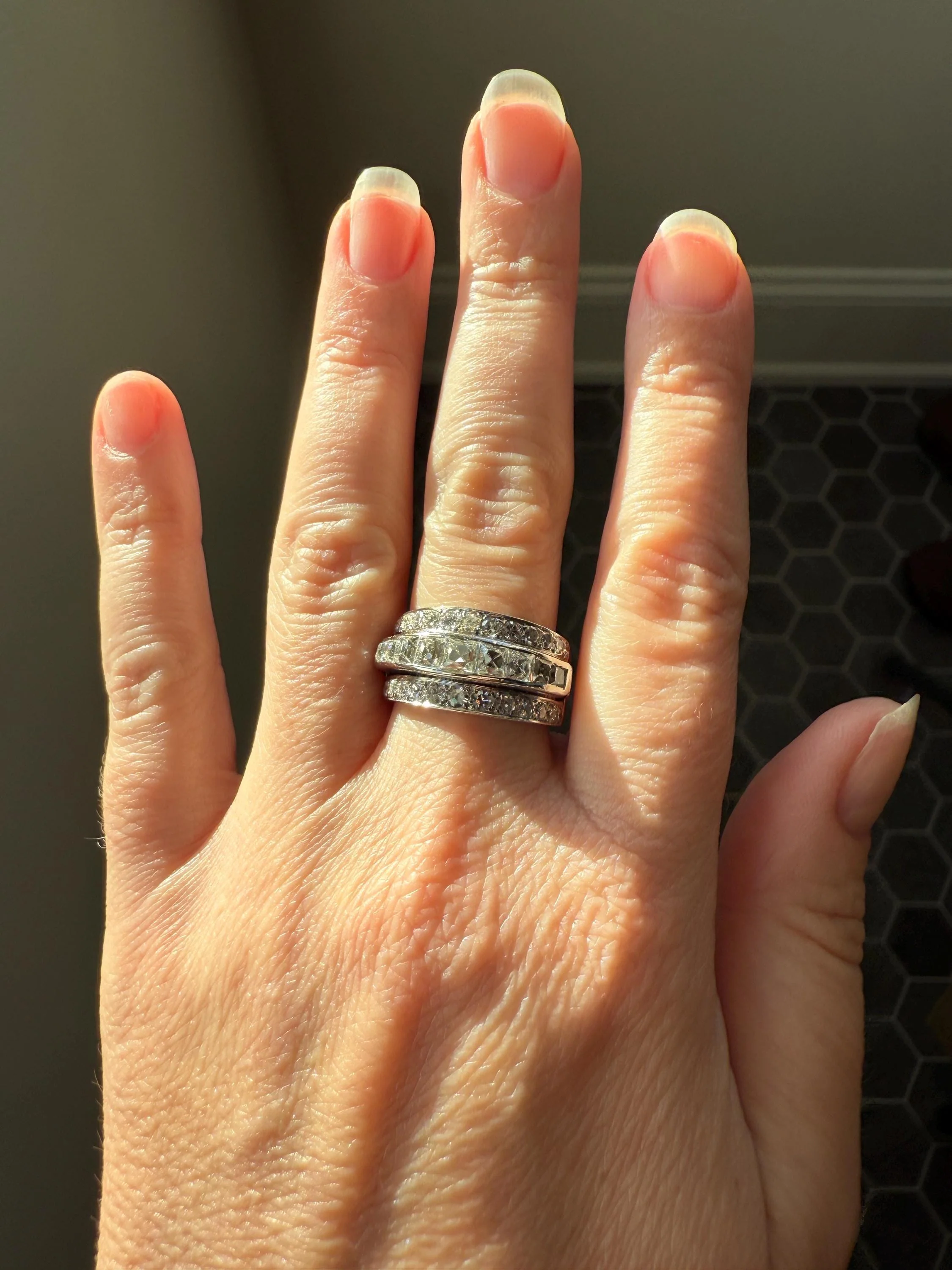 Chunky Vintage 2.3 Carat Old French Cut & Single Cut DIAMOND Triple Row Stepped Wide Band in Platinum Art Deco with Older Stones - Image 10
