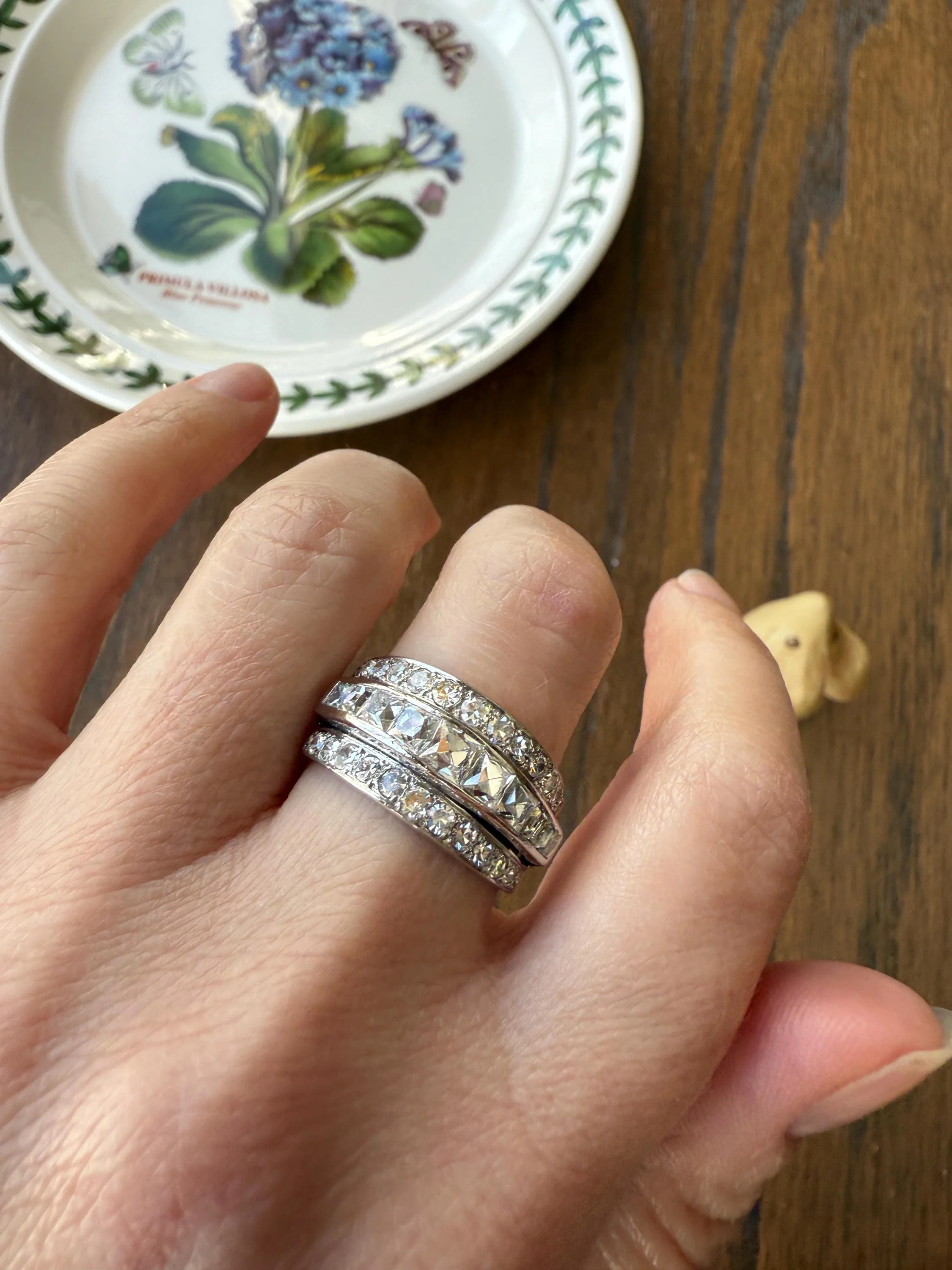 Chunky Vintage 2.3 Carat Old French Cut & Single Cut DIAMOND Triple Row Stepped Wide Band in Platinum Art Deco with Older Stones - Image 15
