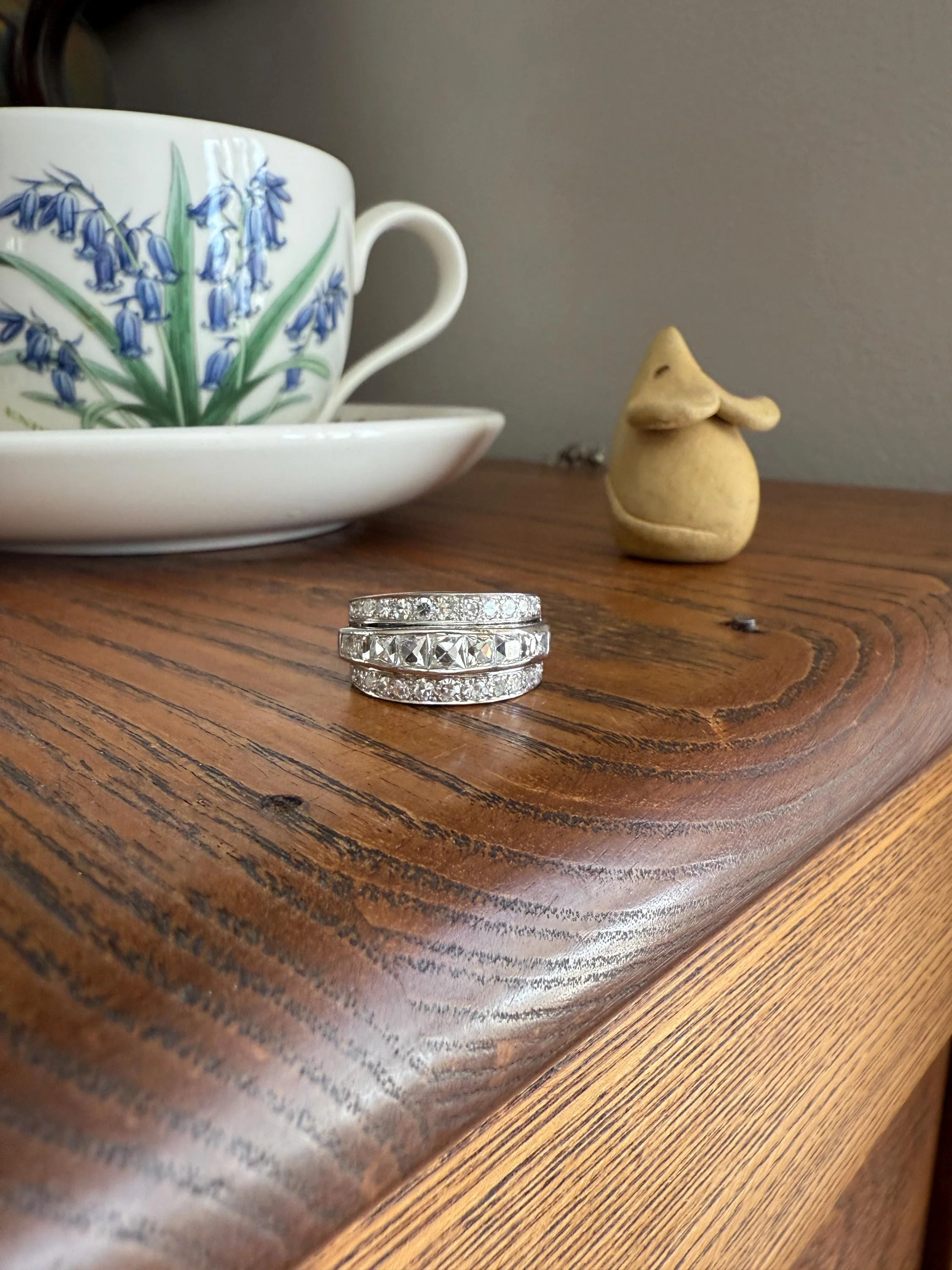 Chunky Vintage 2.3 Carat Old French Cut & Single Cut DIAMOND Triple Row Stepped Wide Band in Platinum Art Deco with Older Stones - Image 19