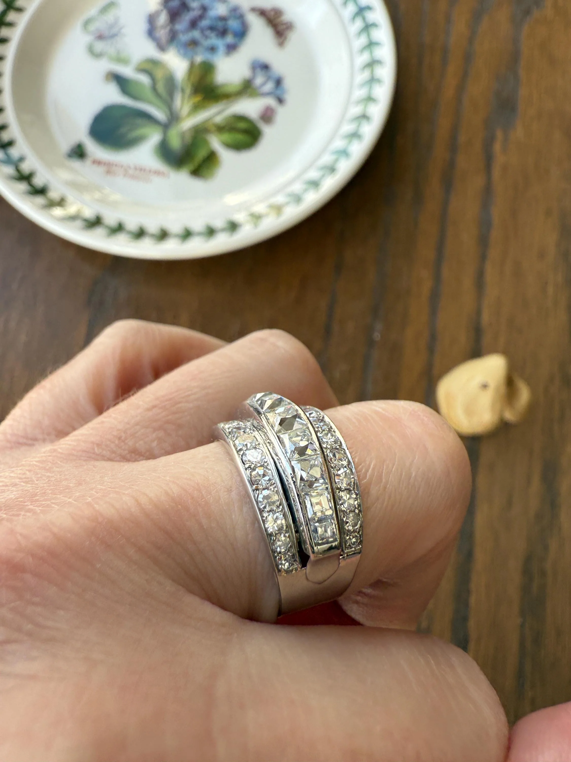 Chunky Vintage 2.3 Carat Old French Cut & Single Cut DIAMOND Triple Row Stepped Wide Band in Platinum Art Deco with Older Stones - Image 3