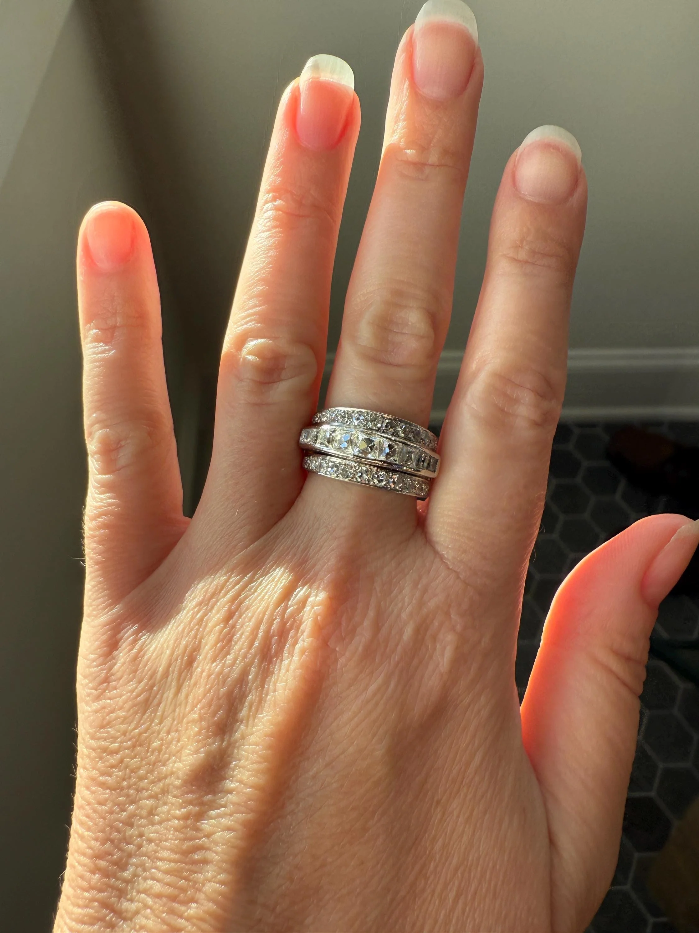 Chunky Vintage 2.3 Carat Old French Cut & Single Cut DIAMOND Triple Row Stepped Wide Band in Platinum Art Deco with Older Stones - Image 4