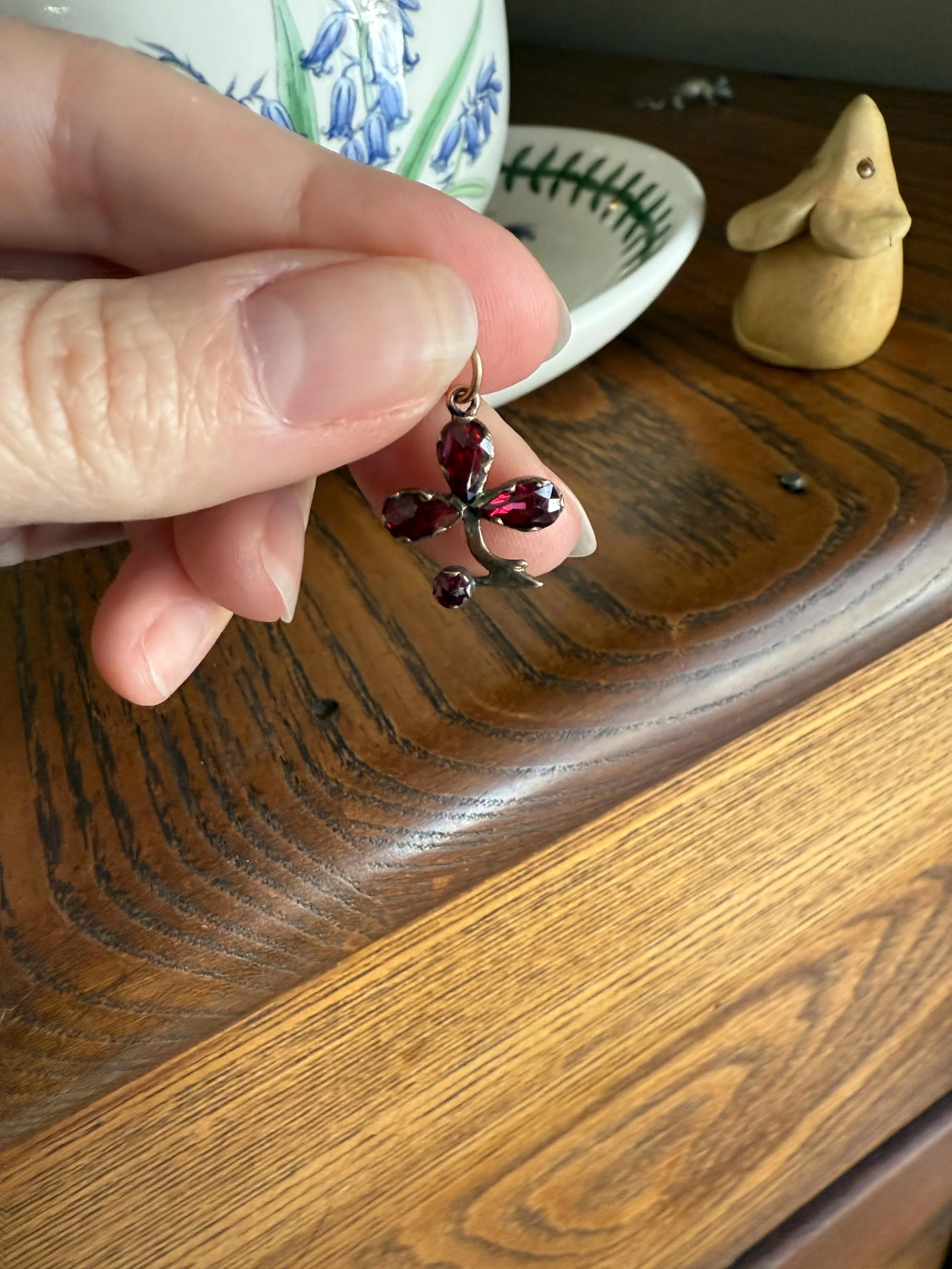 CLOVER Perpignan Garnet Victorian Era French Antique Charm Pendant 18k Gold Neckmess Neckstack Bracelet Figural Lucky Good Luck - Image 13