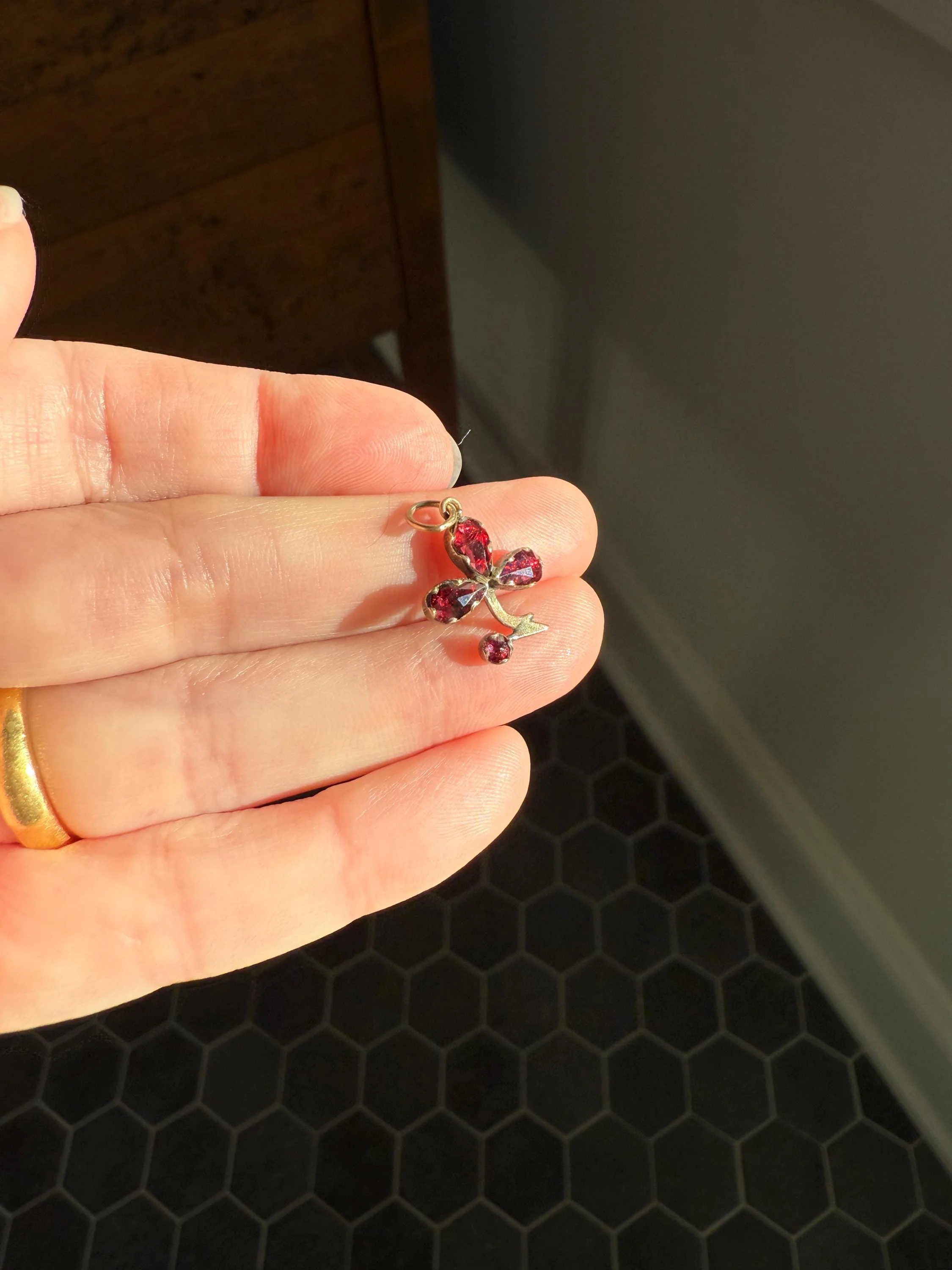 CLOVER Perpignan Garnet Victorian Era French Antique Charm Pendant 18k Gold Neckmess Neckstack Bracelet Figural Lucky Good Luck - Image 14