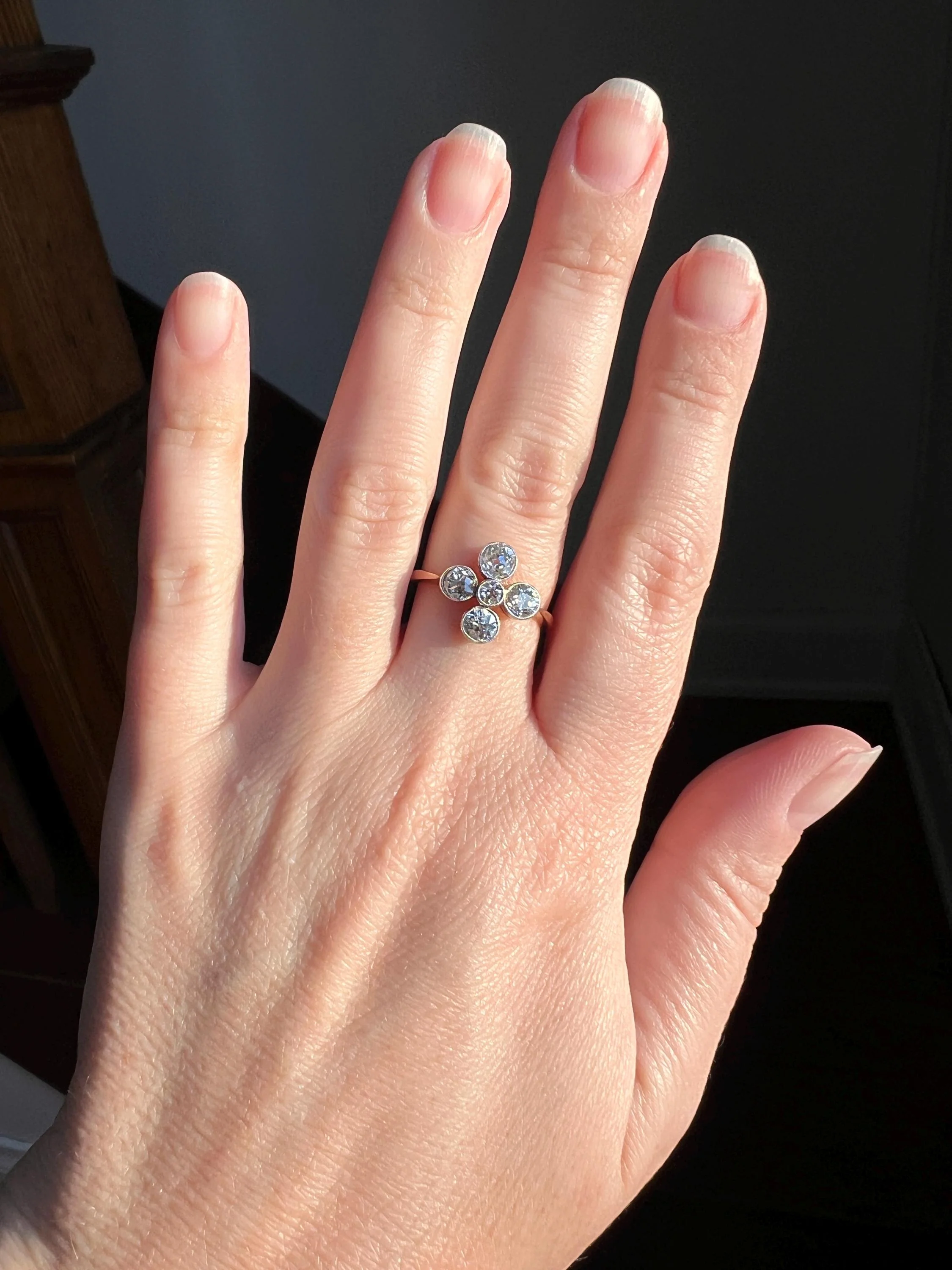 CRUCIFORM 1.25 Carat Old Mine Cut DIAMOND Ring Antique EDWARDIAN 18k Gold Platinum Five Stone - Image 2