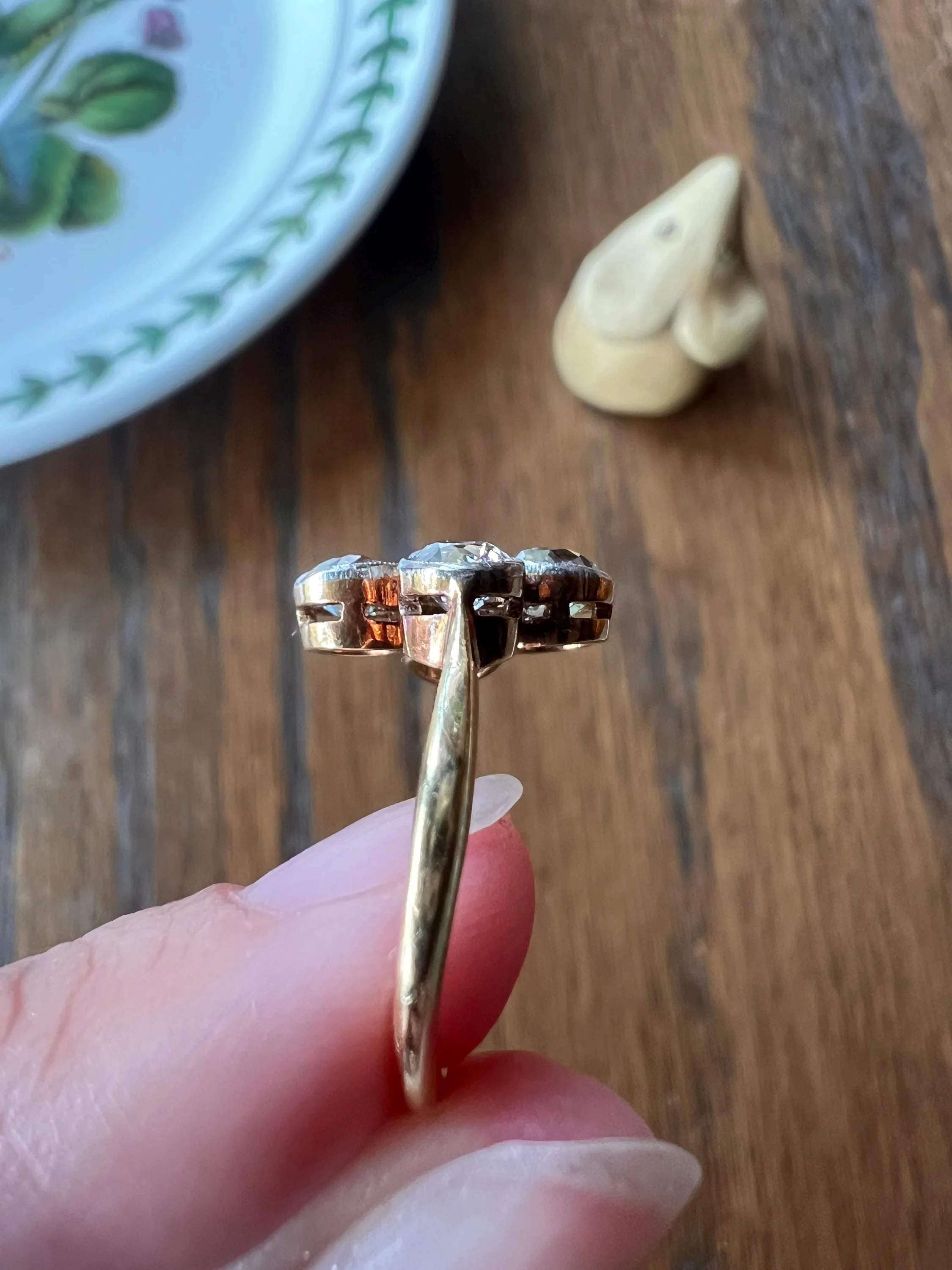 CRUCIFORM 1.25 Carat Old Mine Cut DIAMOND Ring Antique EDWARDIAN 18k Gold Platinum Five Stone - Image 9