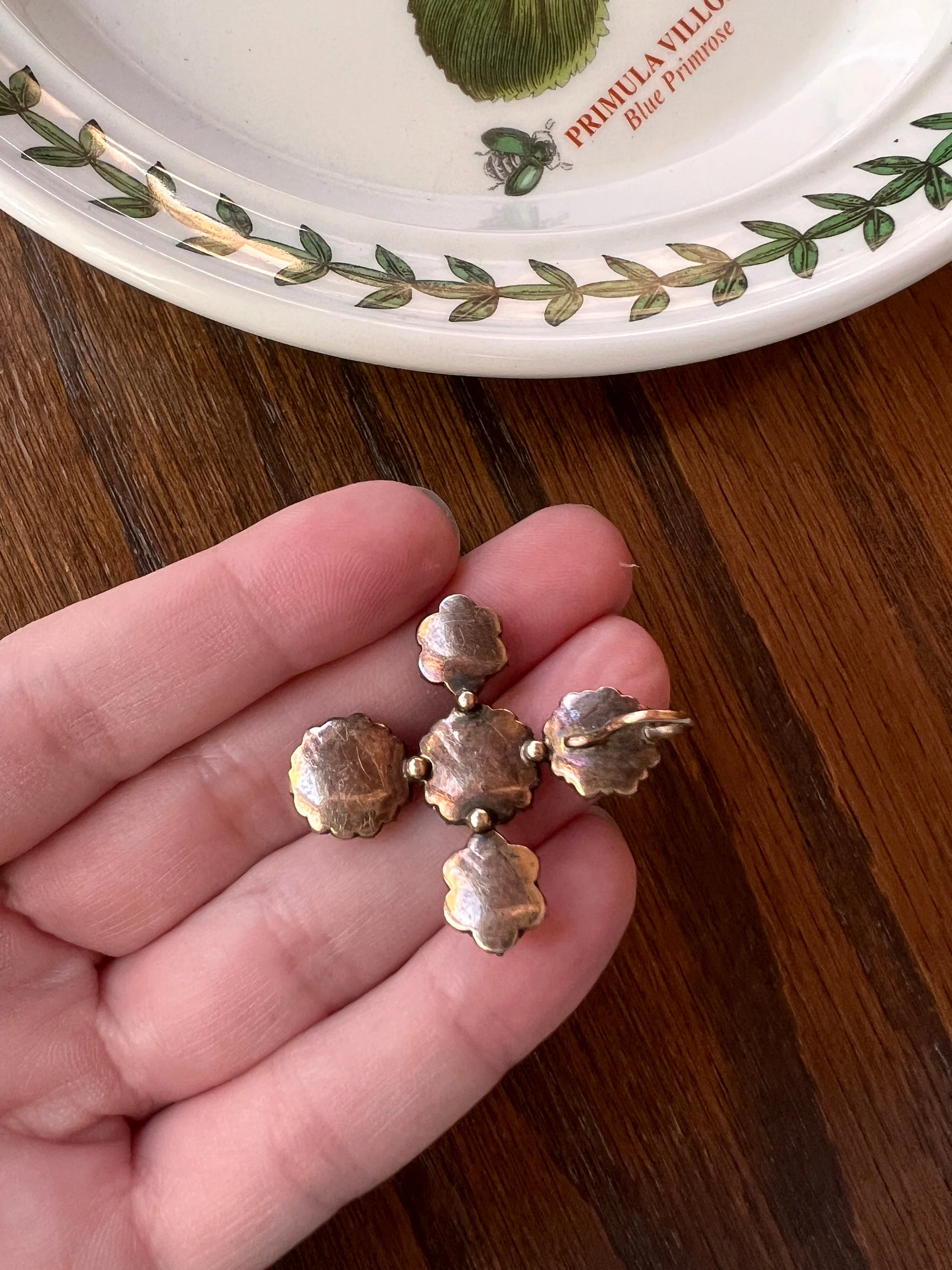CRUCIFORM French Antique 3.5 Carats 61 Rose & Old Mine Cut DIAMOND PENDANT 18k Gold Silver Cross Peach Foil Clusters Georgian - Image 8