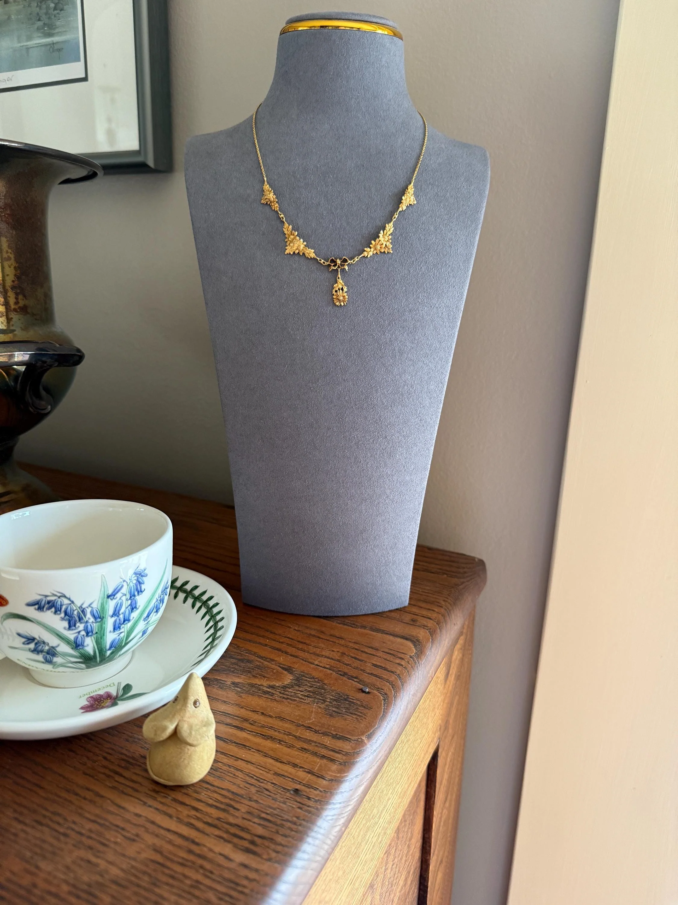 DAISY Garland Figural Chain French Art Nouveau Antique 8g 18k Gold Bow Necklace Drapery Collar Pendants Figural Floral Belle Epoque - Image 9
