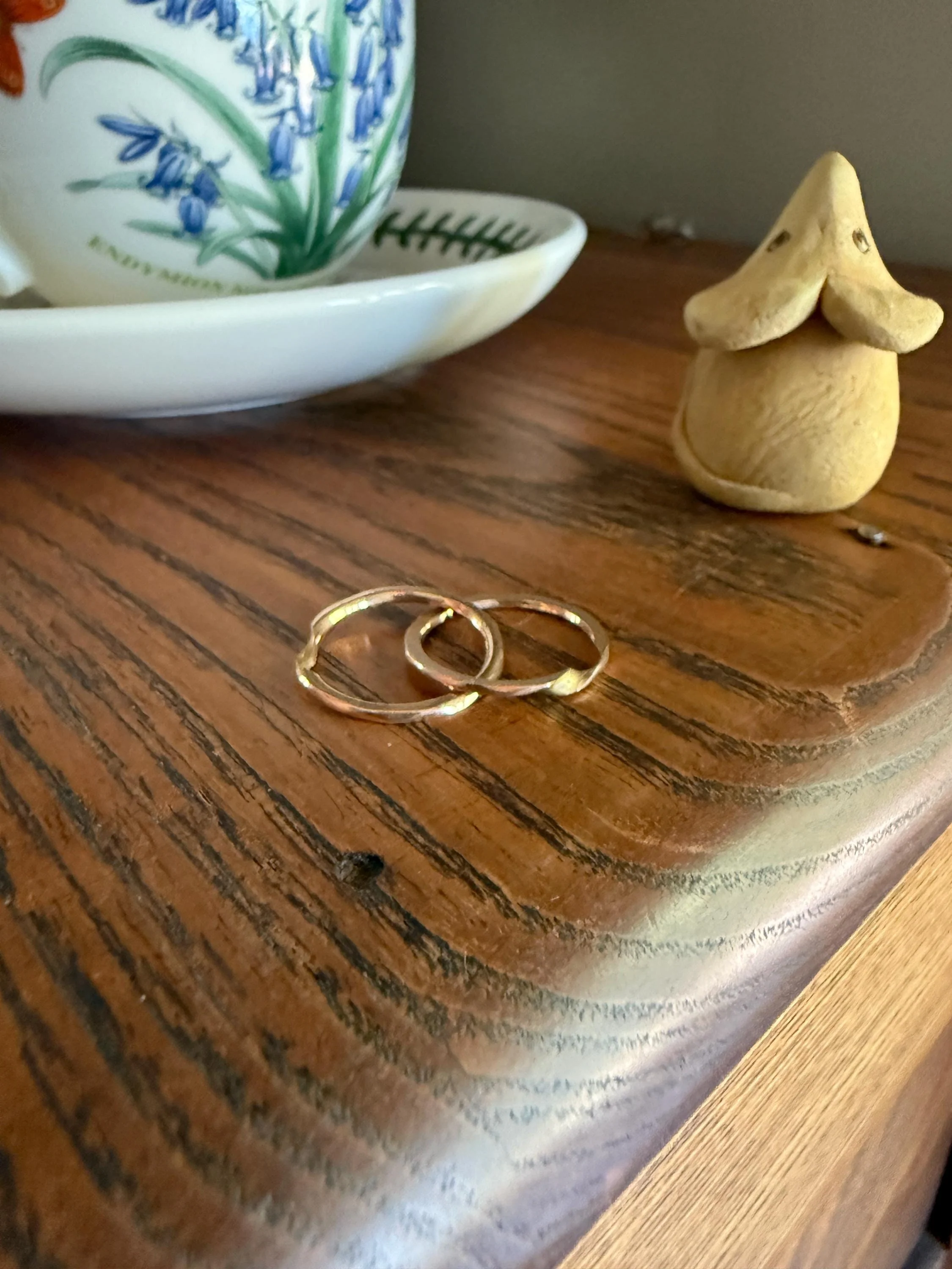 DATED 1833 GEORGIAN Era French Antique 18k Gold GIMMEL Twin Wedding Band Skinny Puzzle RiNG Beveled Faceted - Image 2