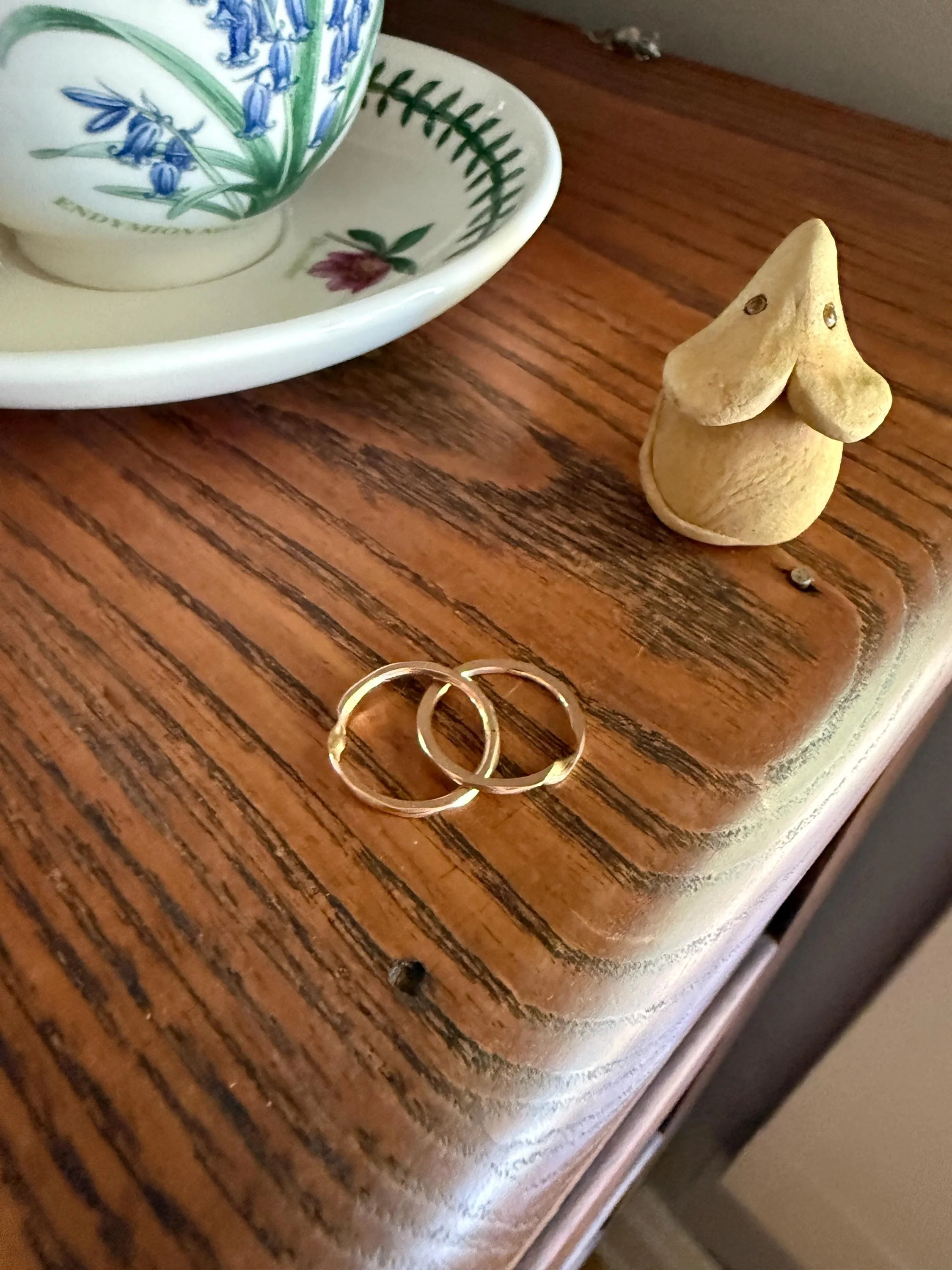 DATED 1833 GEORGIAN Era French Antique 18k Gold GIMMEL Twin Wedding Band Skinny Puzzle RiNG Beveled Faceted - Image 7