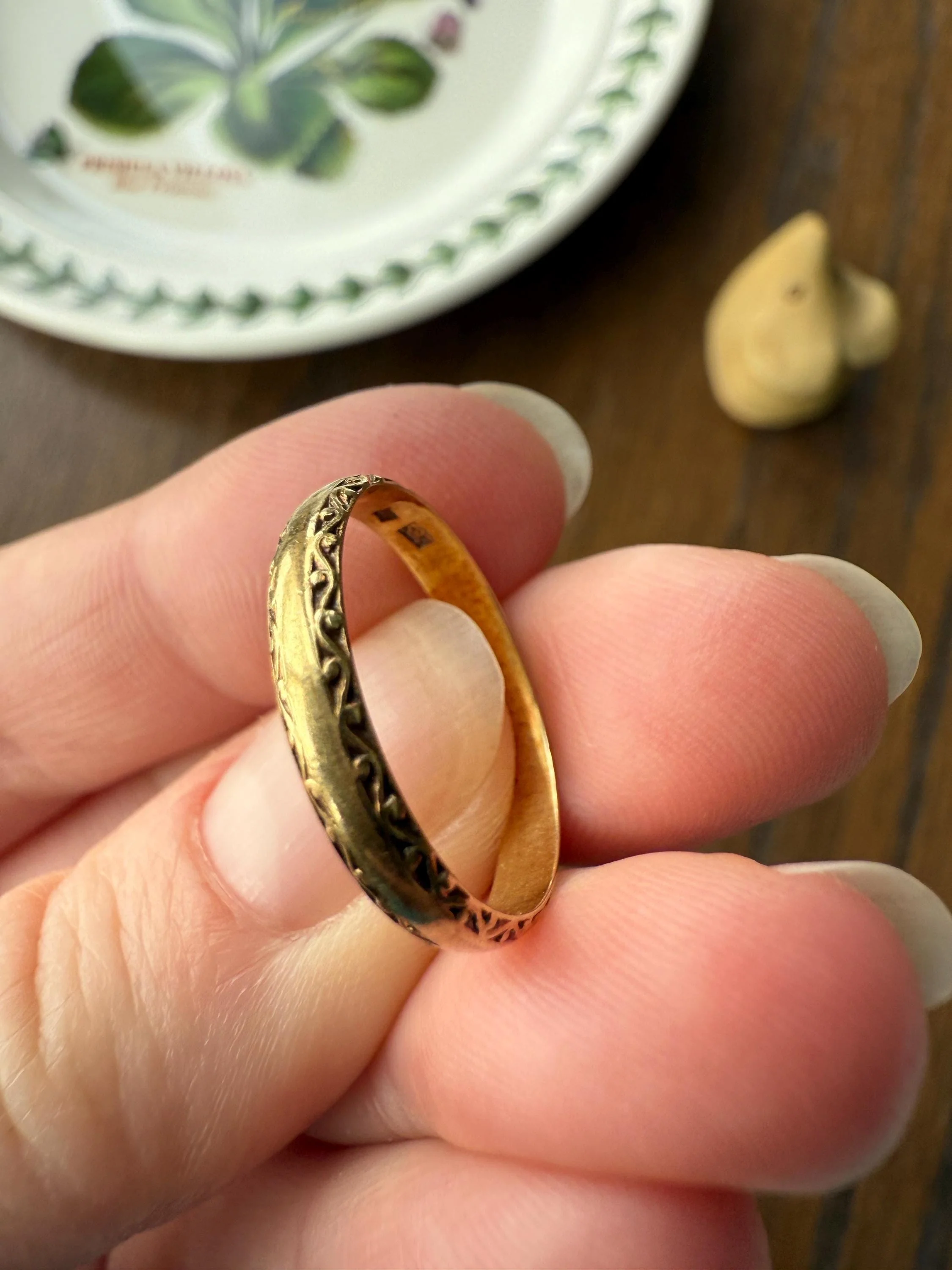 DATED Engraved Vintage Wedding Band Vertical Edge Engraving December 1937 Ornate Swirl Stacker 14k Gold Solid Ring Art Deco - Image 10