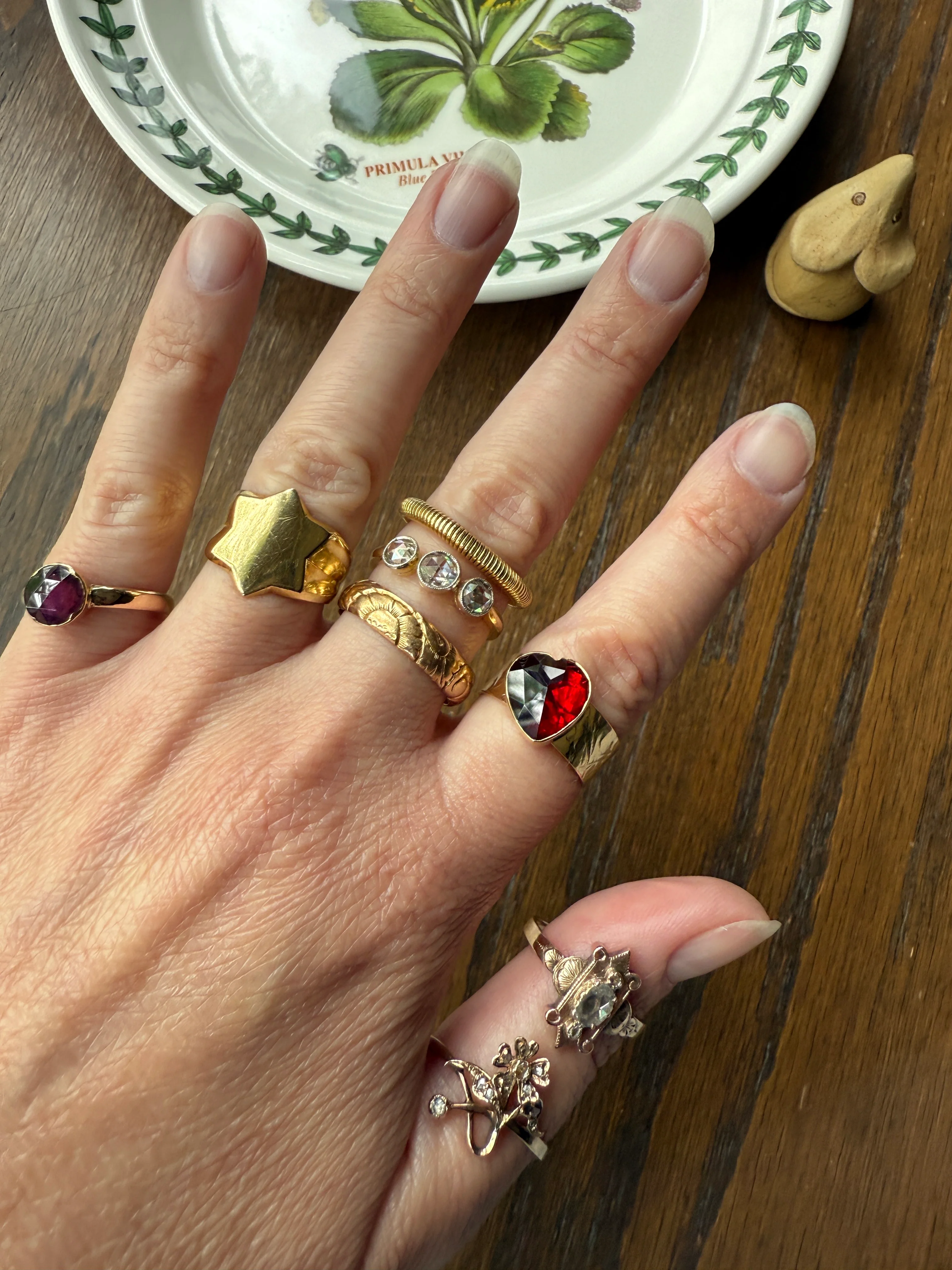 Dated FLORAL Embossed 5mm Scrolled Vintage c1960 Wedding Band 18k Gold Solid Eternity Ring Ornate Engraved Stacker Victorian Style - Image 21