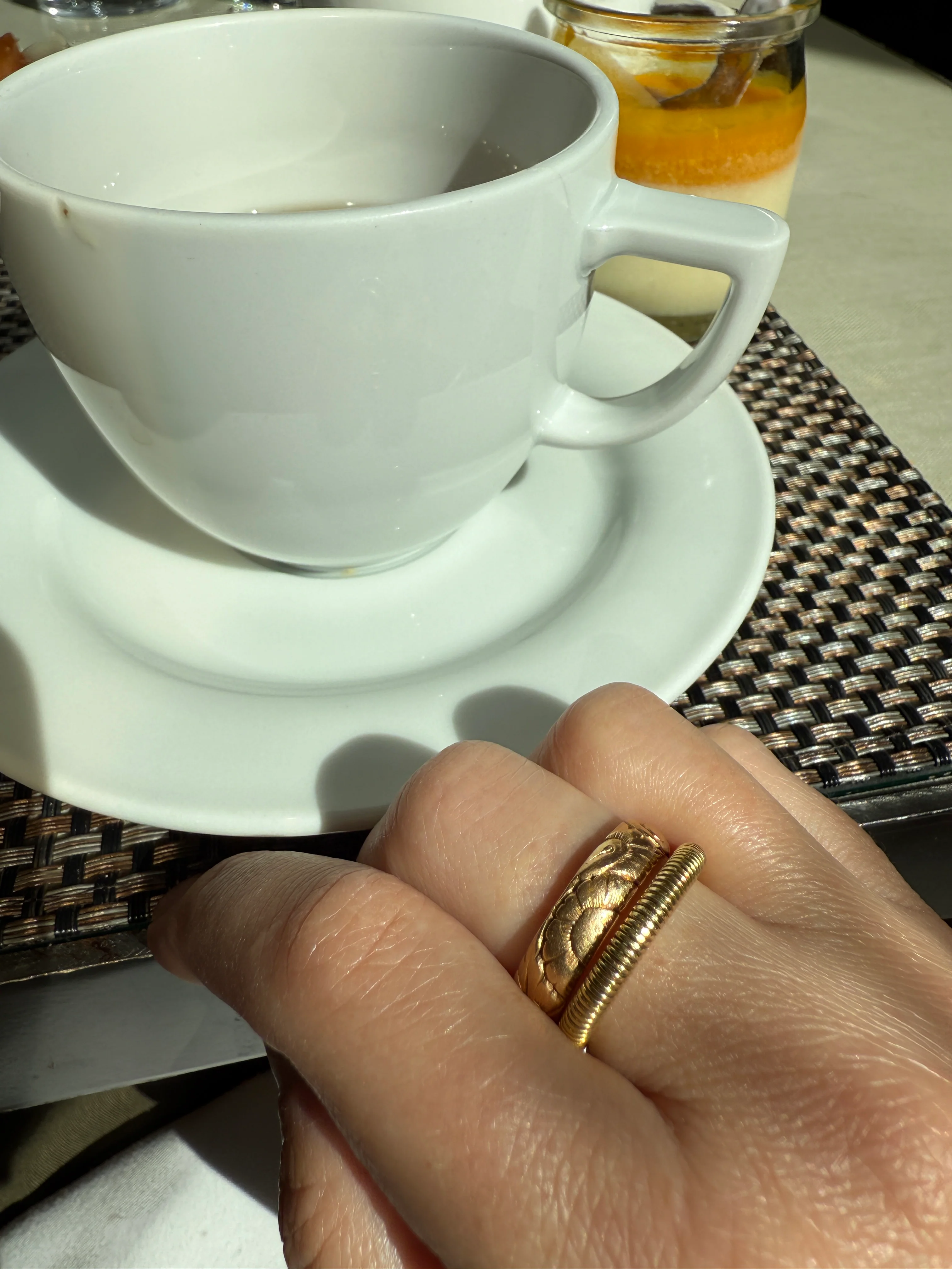 Dated FLORAL Embossed 5mm Scrolled Vintage c1960 Wedding Band 18k Gold Solid Eternity Ring Ornate Engraved Stacker Victorian Style - Image 26
