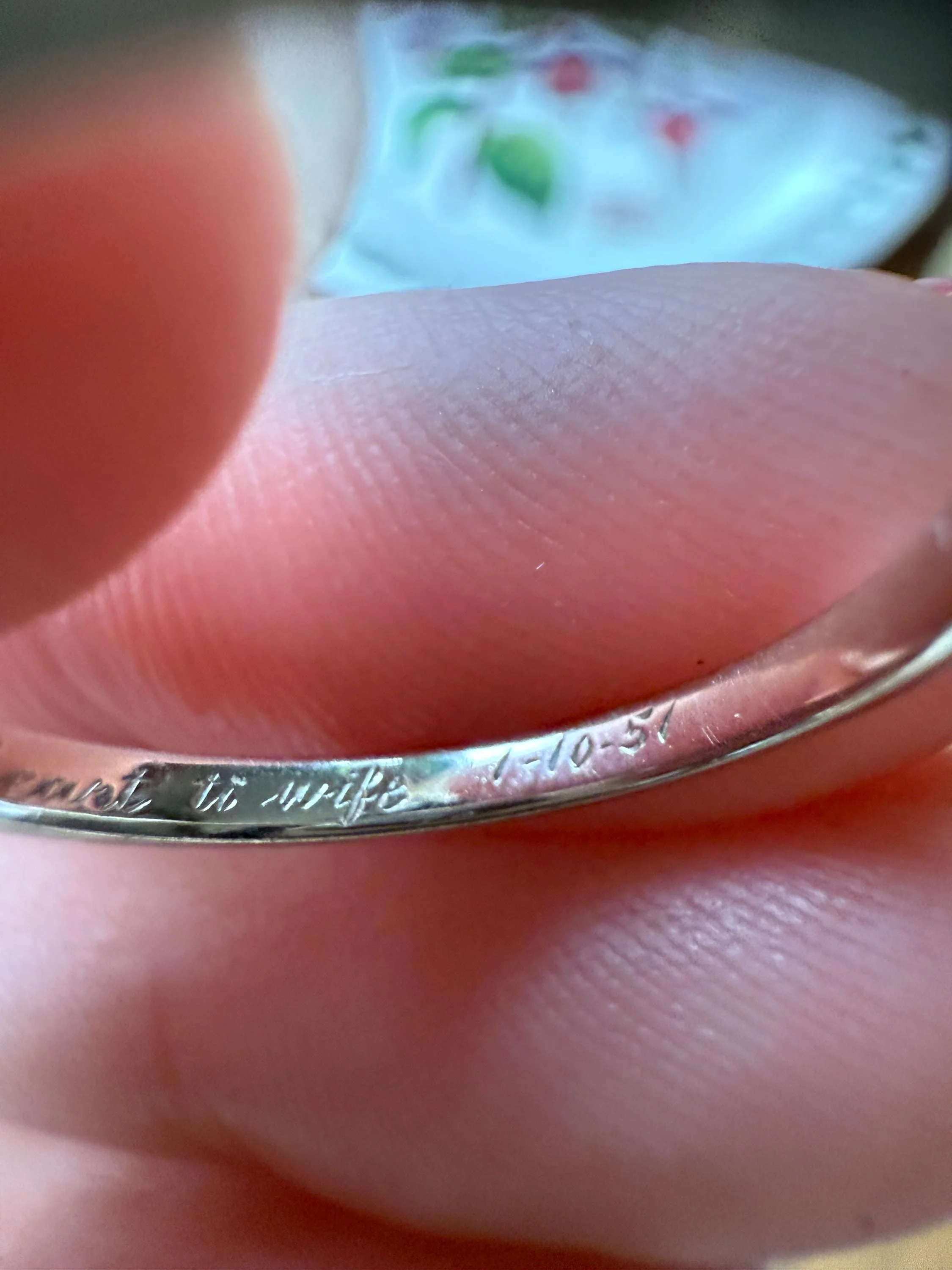 DATED "Sweetheart to Wife" Vintage Wedding Band 18k White Gold January 10, 1951 Skinny Stacker Ring Romantic Posey Poesy Shreve Crump Low - Image 4