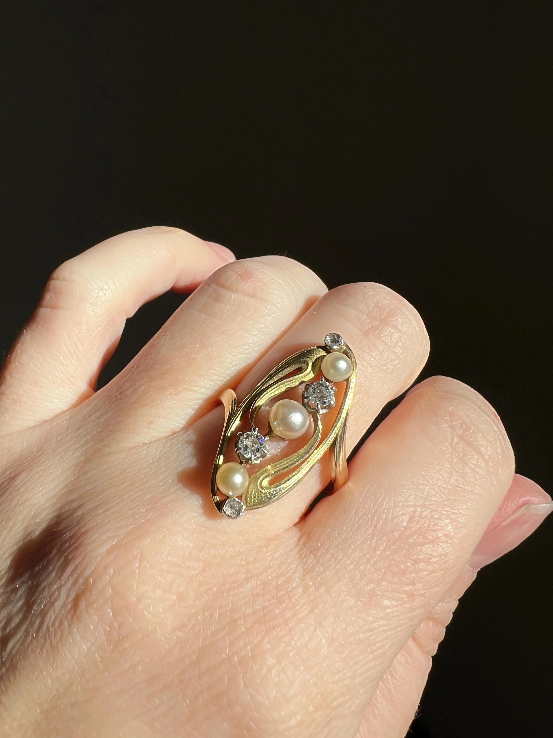 Delicious French Art NOUVEAU Antique Belle Epoque Rose Old Mine Cut DIAMOND Pearl SWIRL Whiplash 18k Gold Ring - Image 8